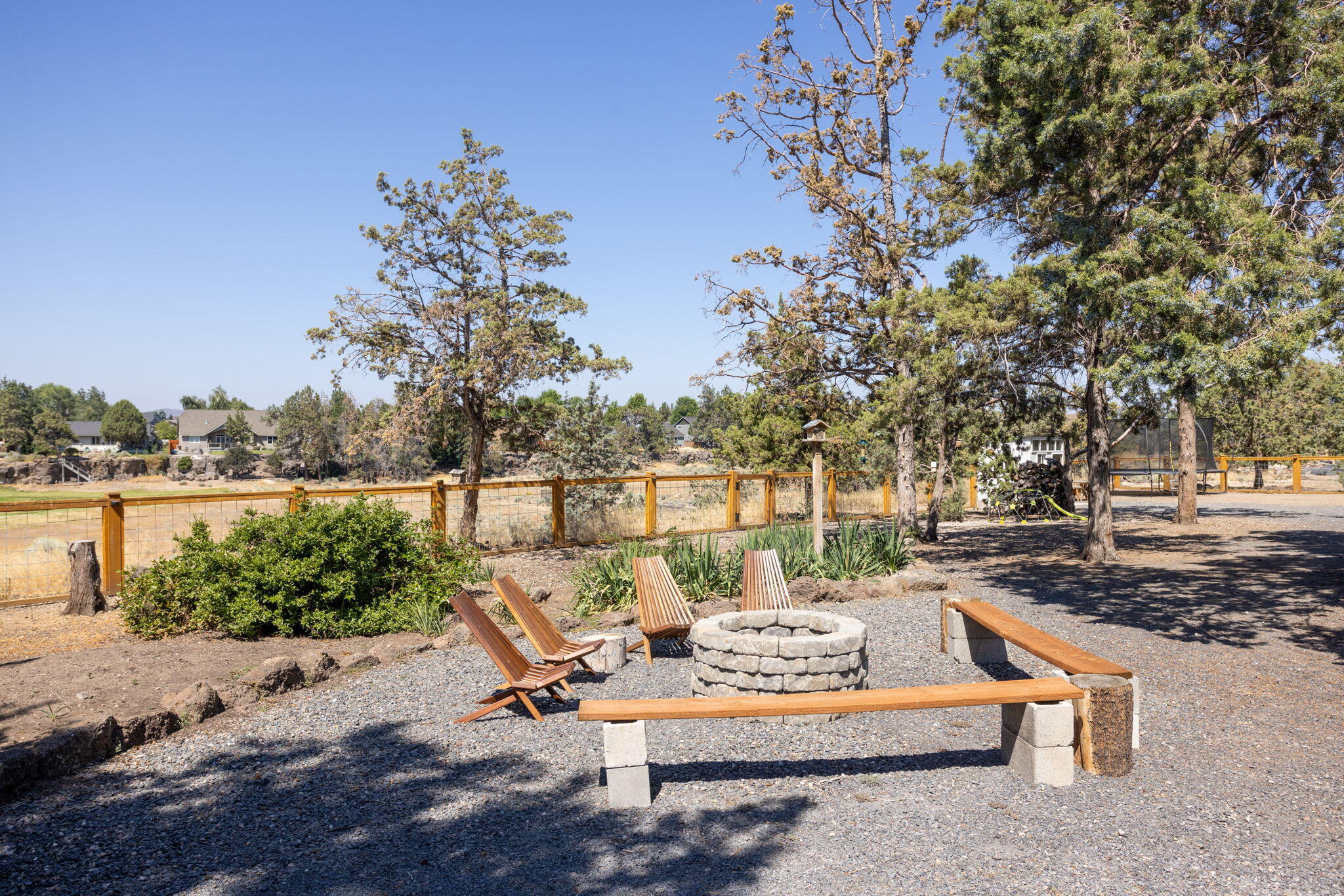 1199 SW Canyon Drive