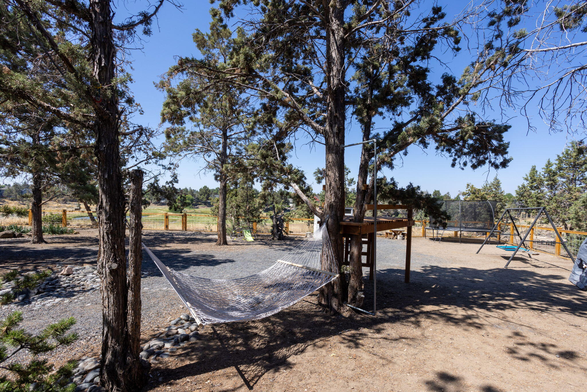 1199 SW Canyon Drive