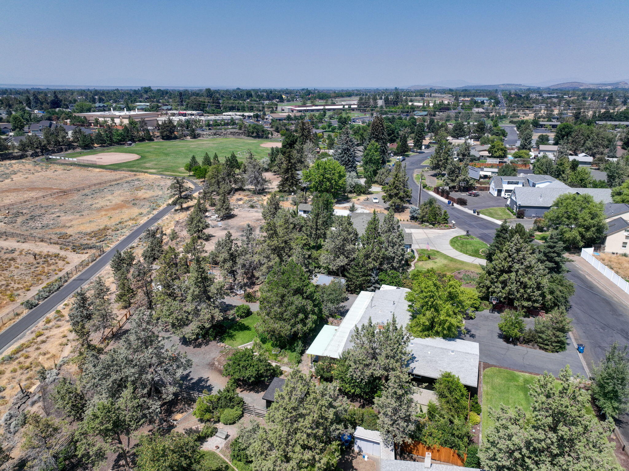 1199 SW Canyon Drive