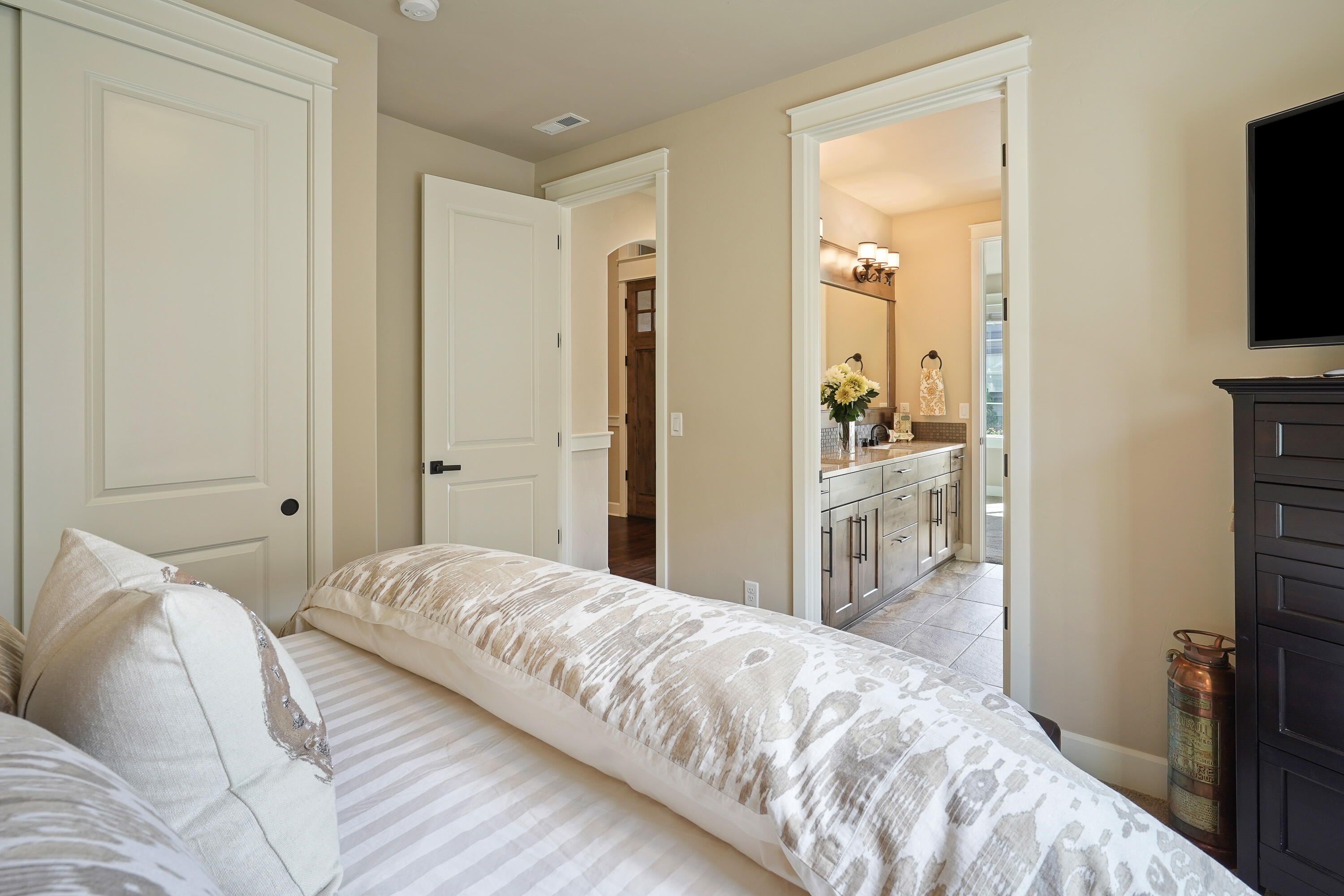 2536 NW Majestic Ridge Drive