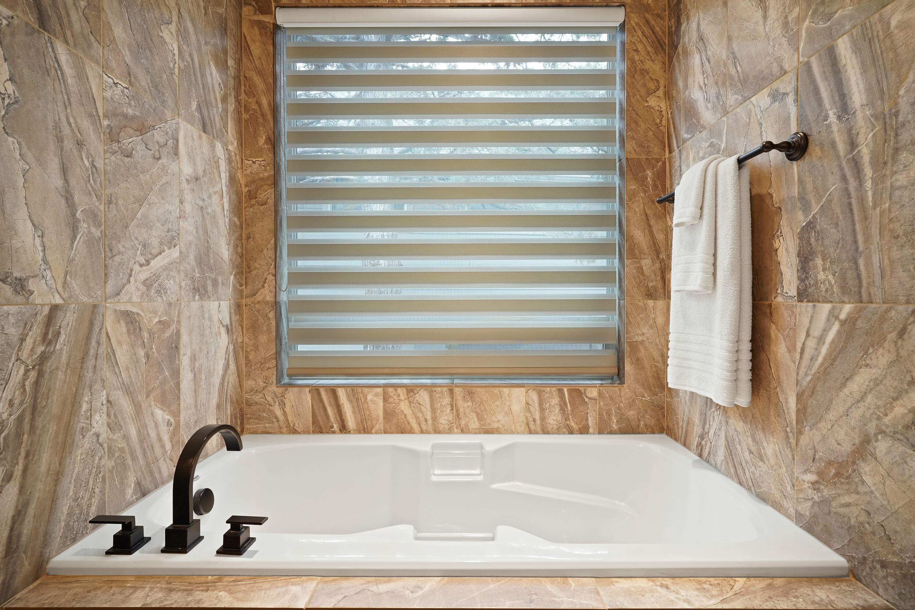 2536 NW Majestic Ridge Drive