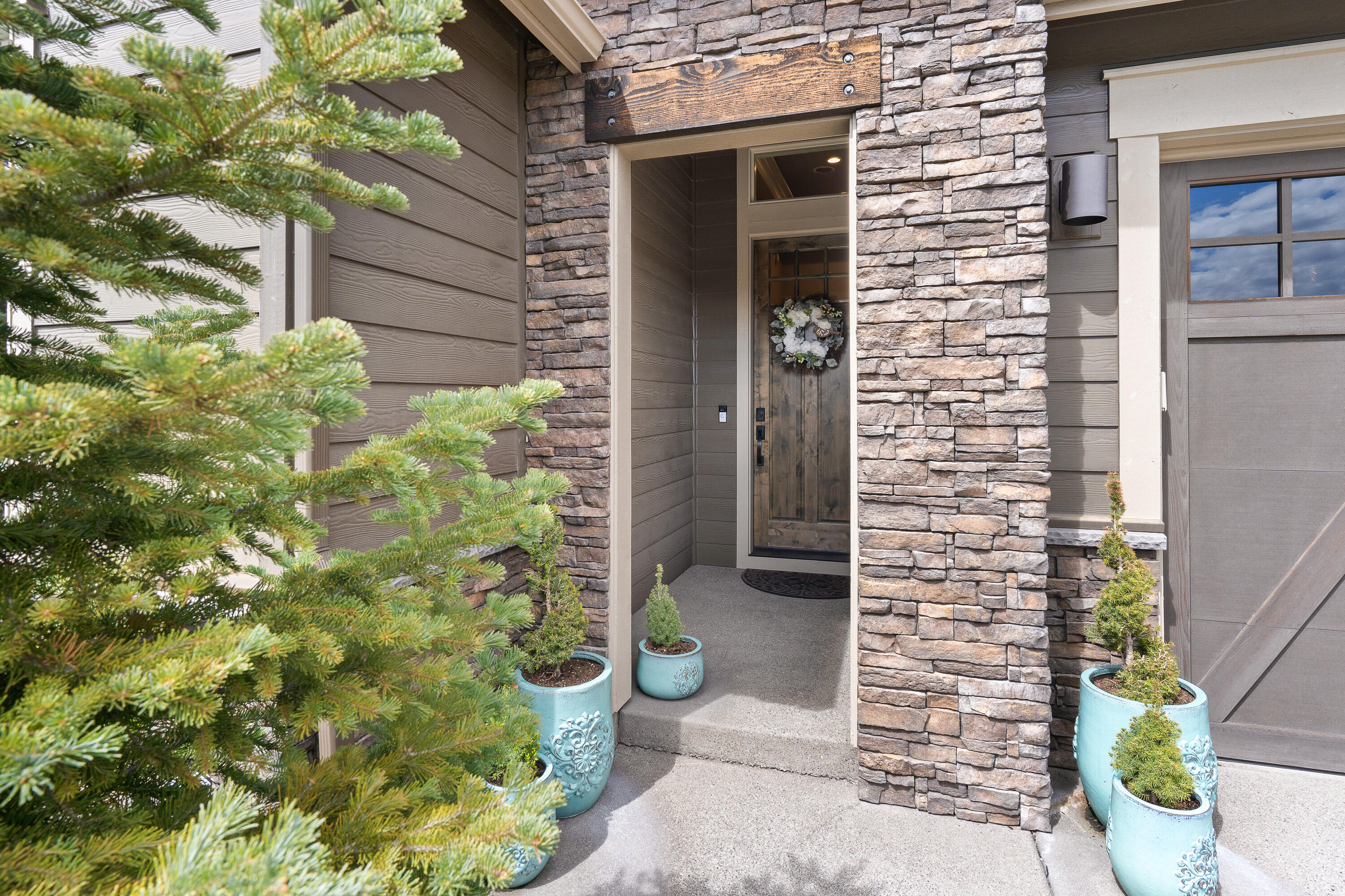 2536 NW Majestic Ridge Drive