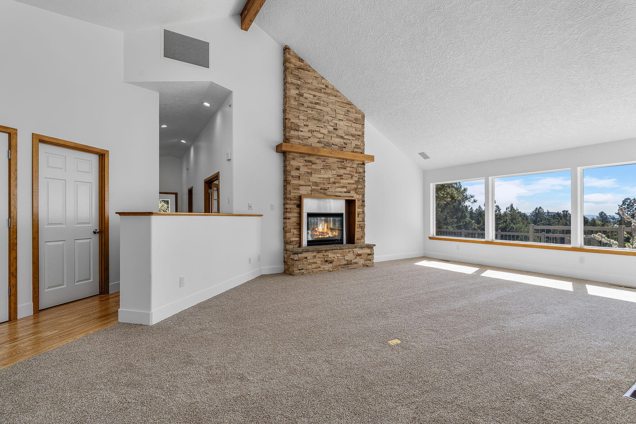 1281 NW City View Drive