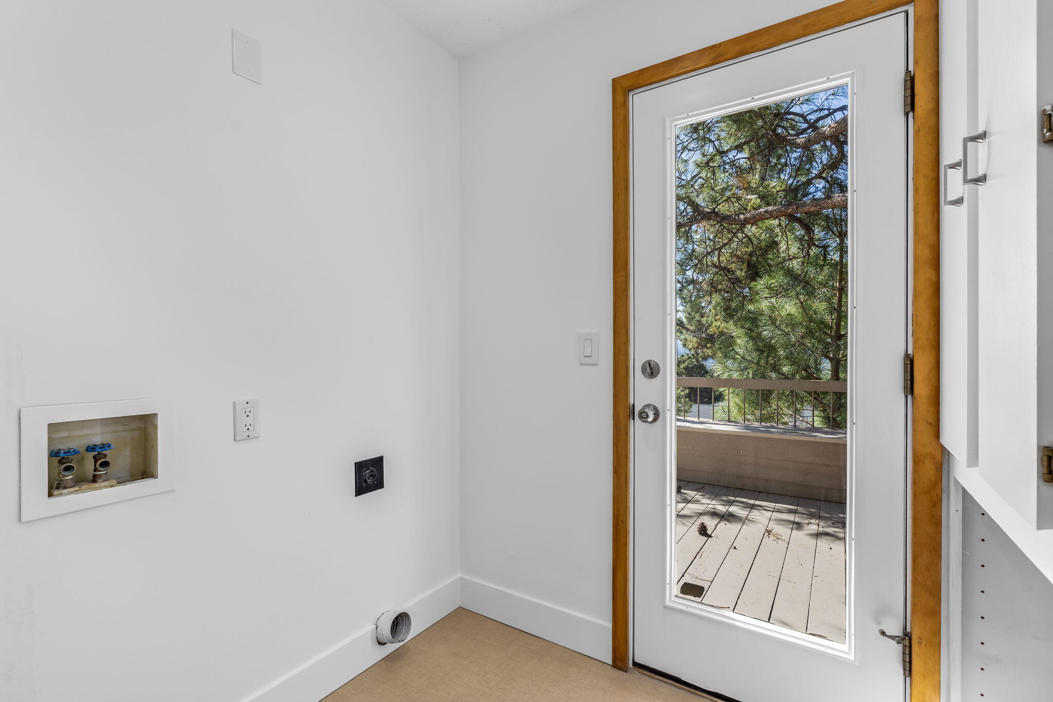 1281 NW City View Drive