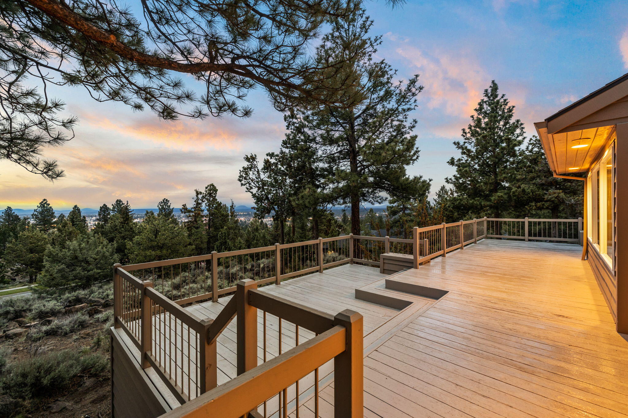 1281 NW City View Drive