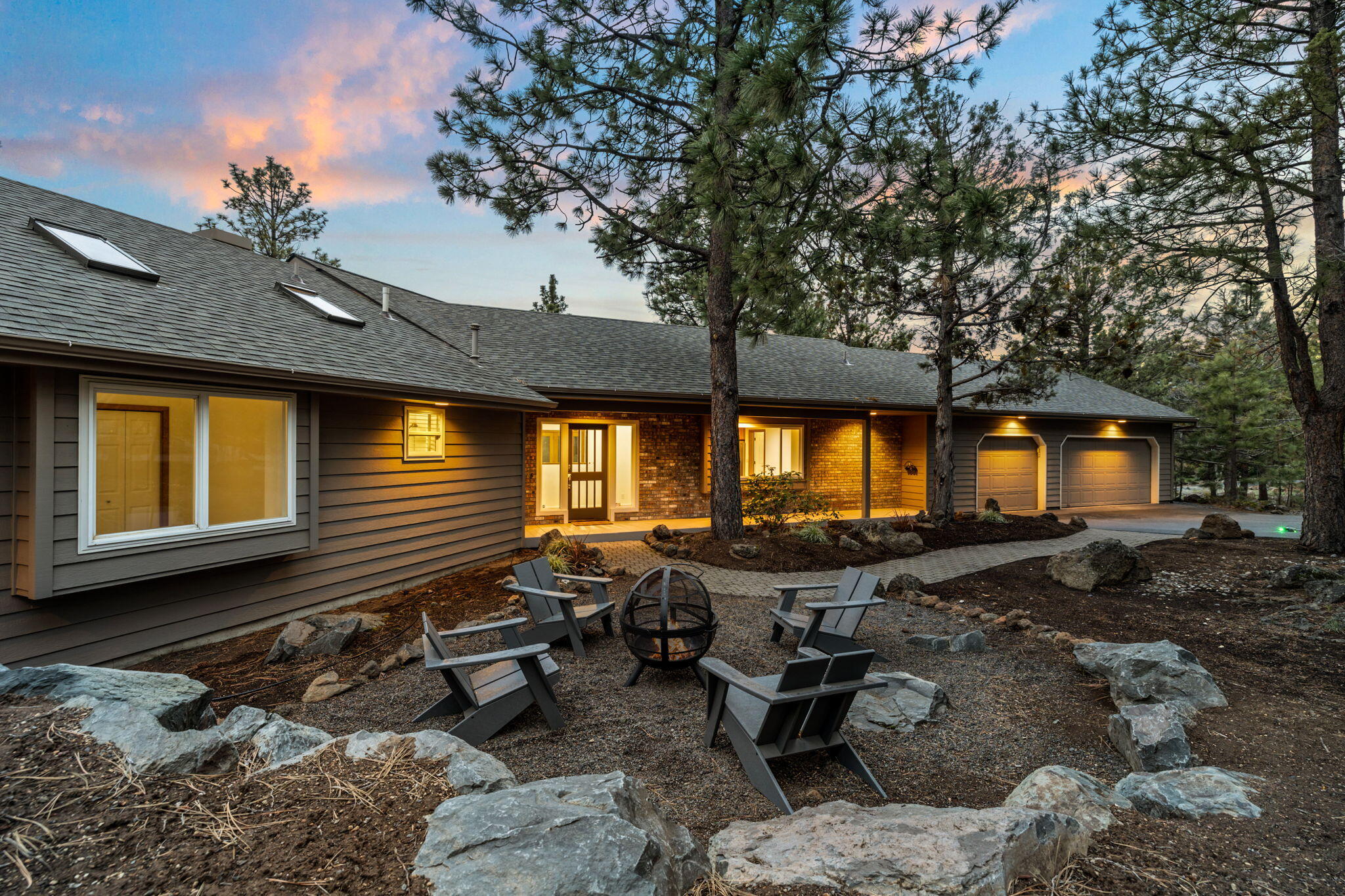 1281 NW City View Drive