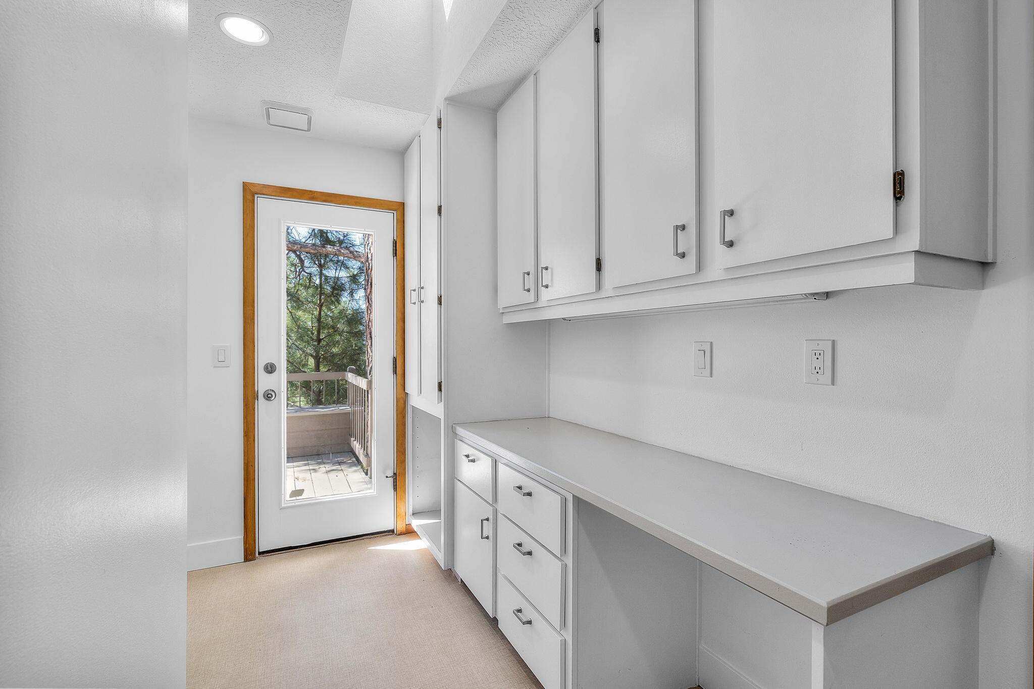 1281 NW City View Drive