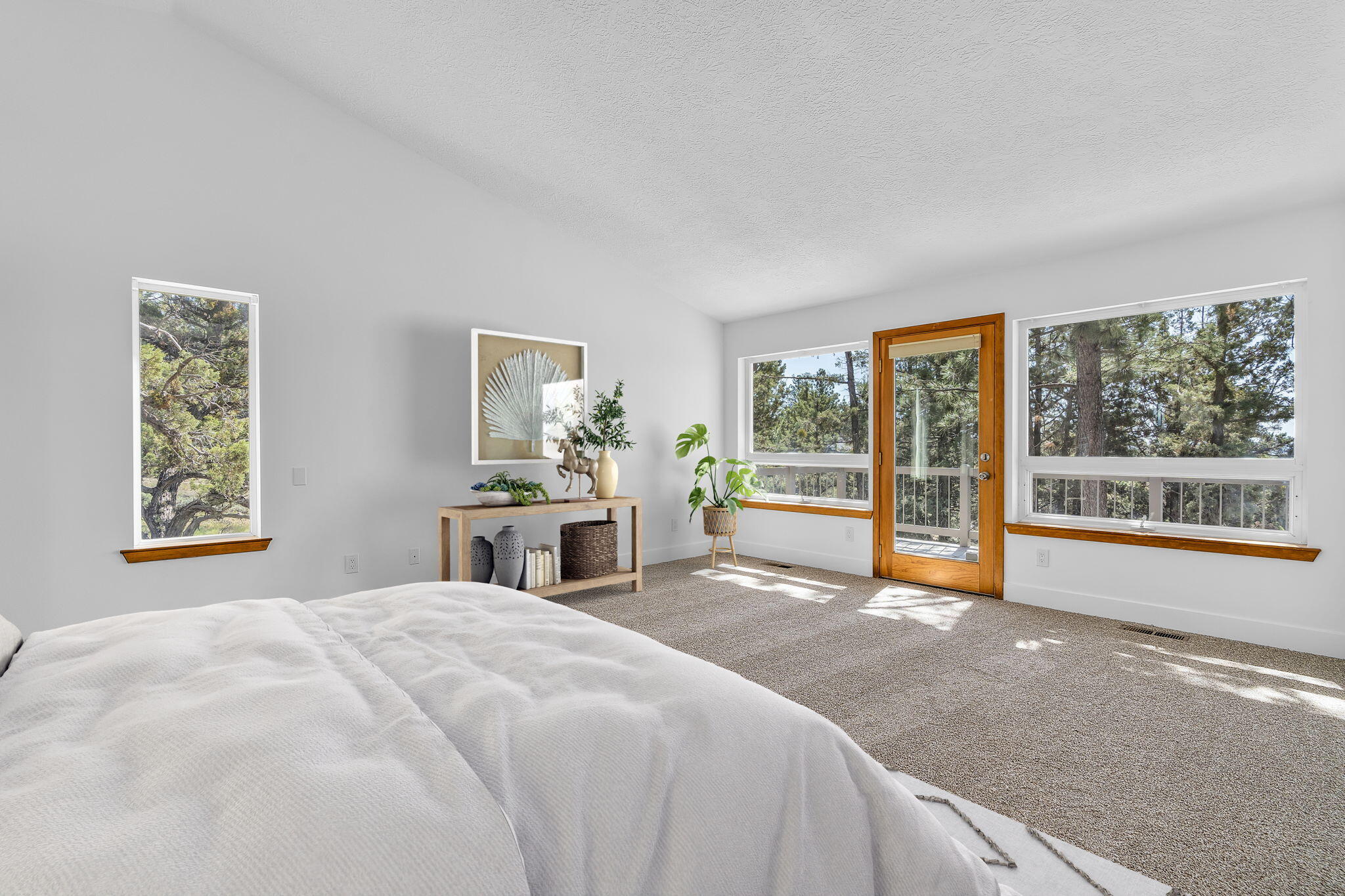 1281 NW City View Drive