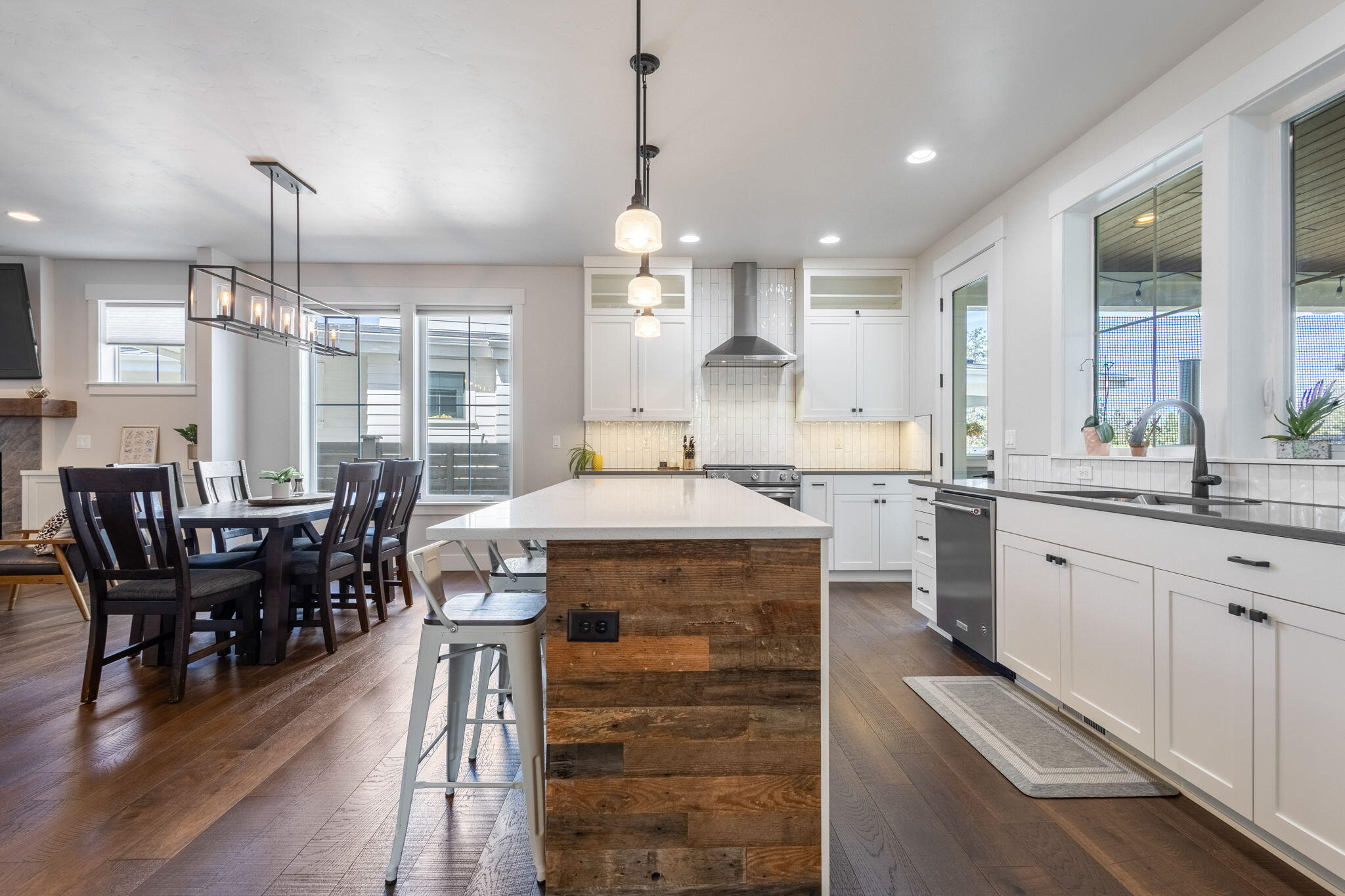 60101 SE Ruby Peak Loop