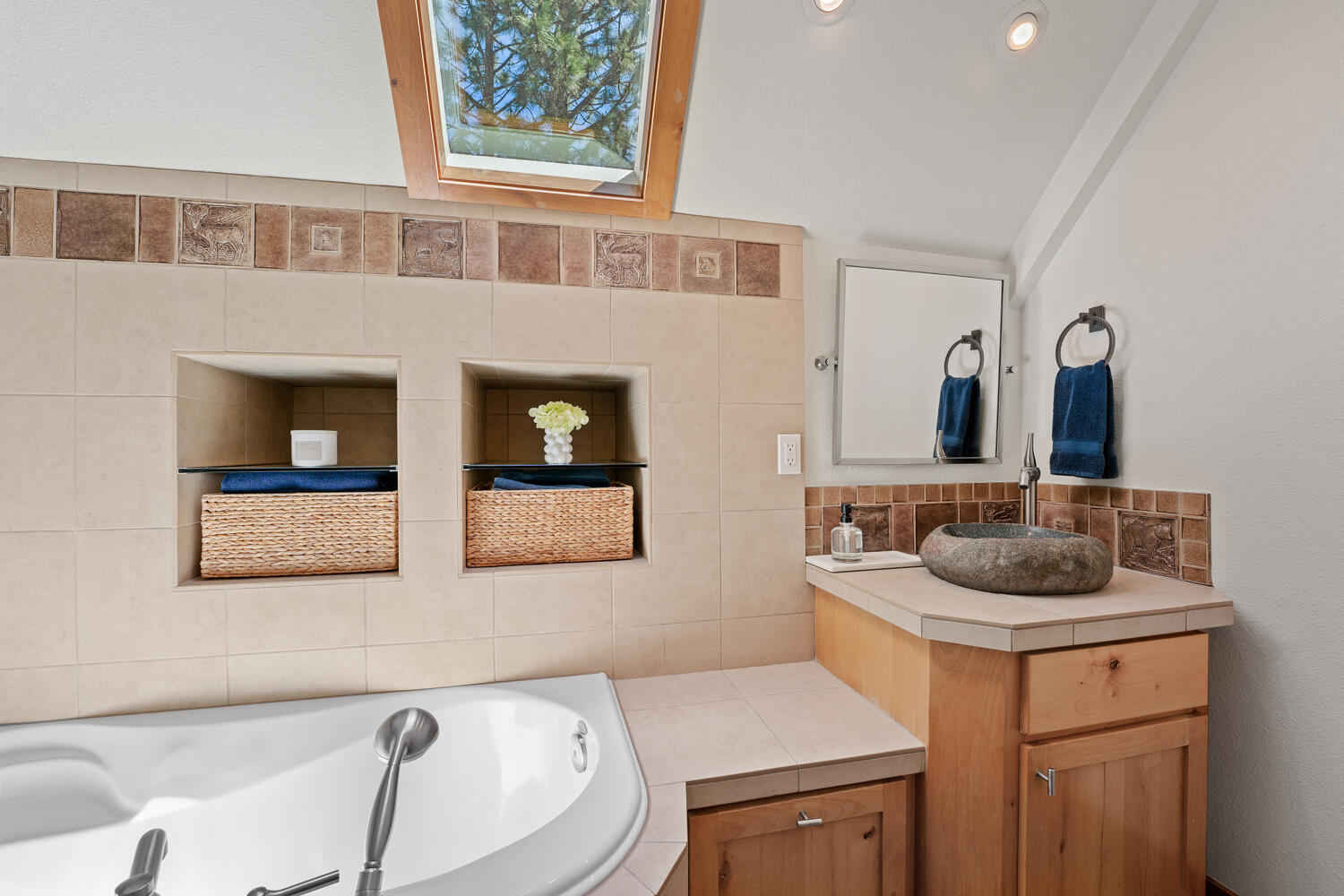 3690 NW Cotton Place