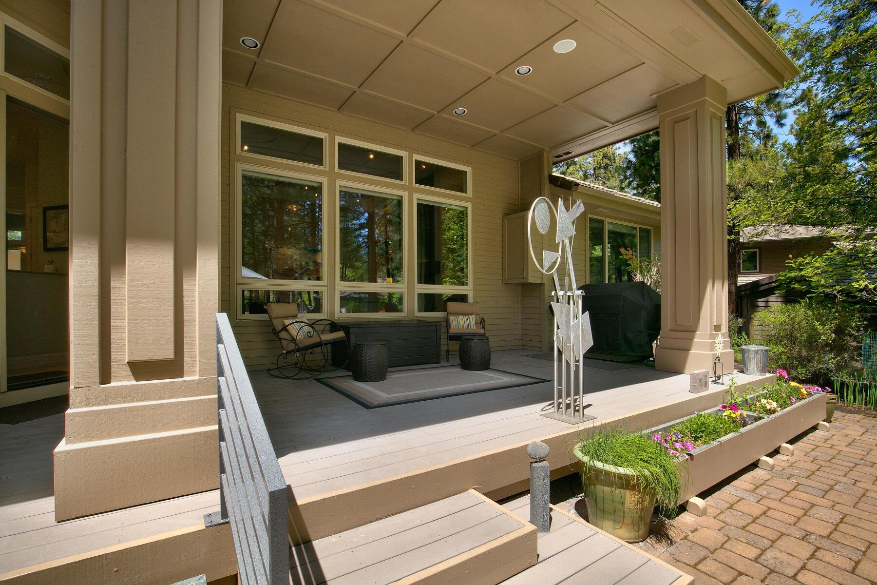 19292 Green lakes Loop