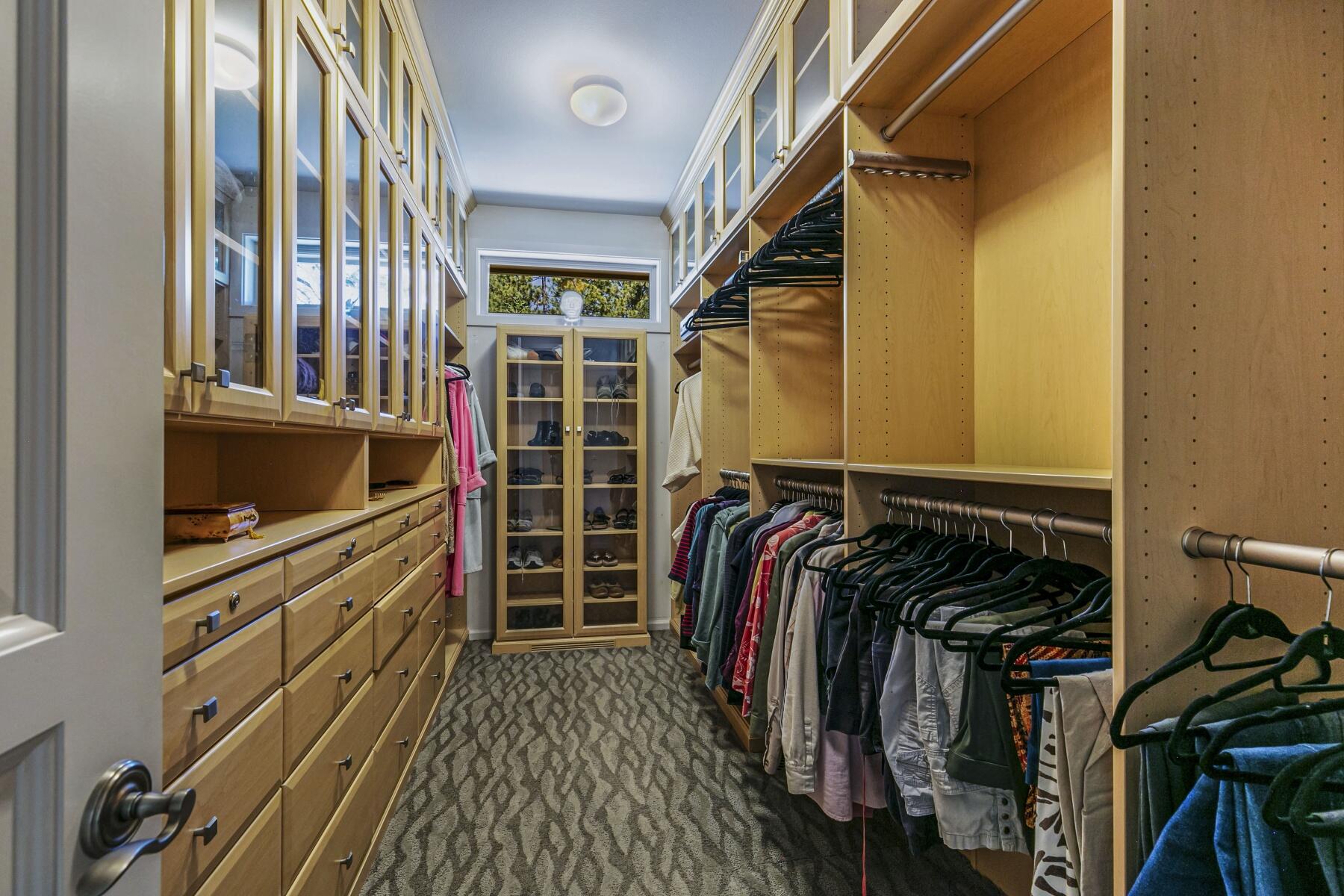 19292 Green lakes Loop