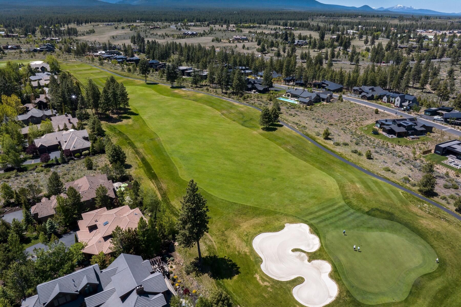 19292 Green lakes Loop