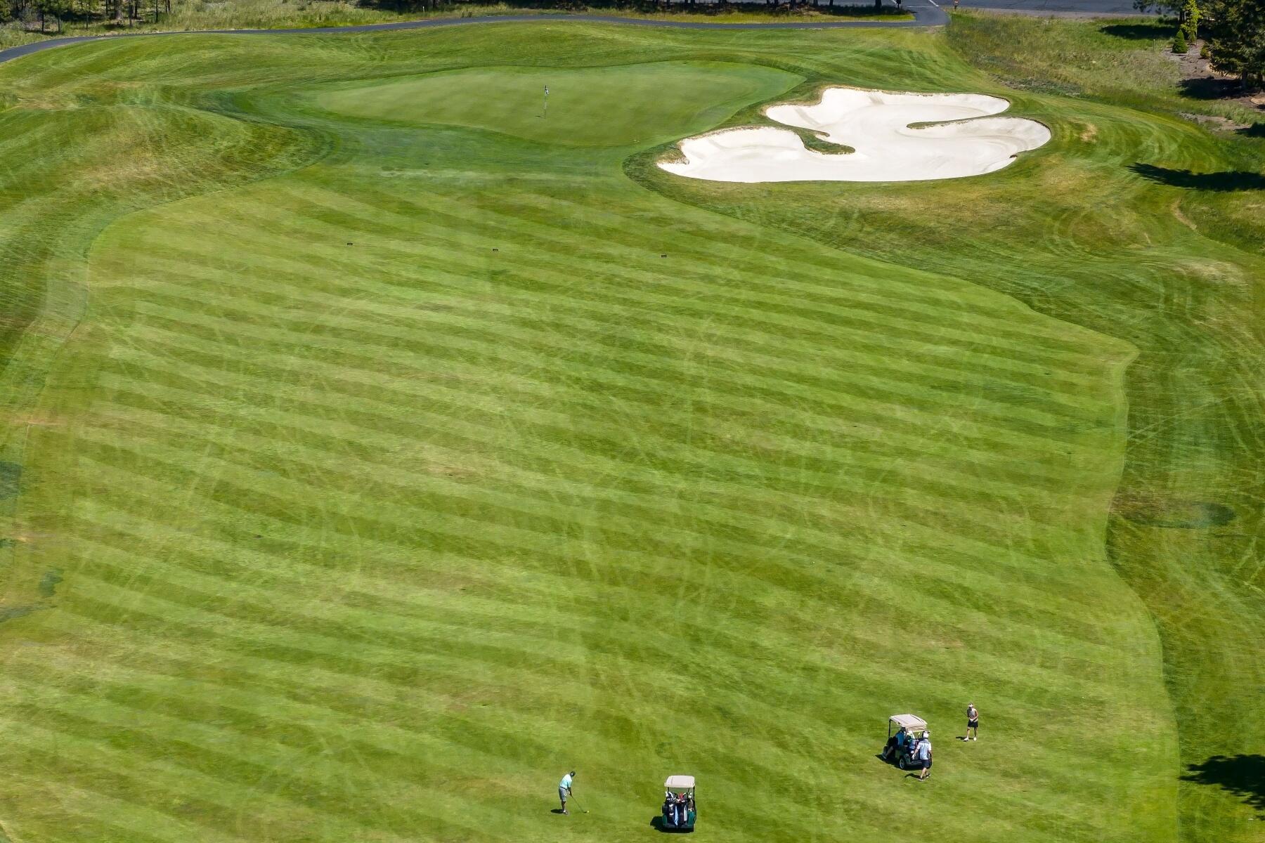 19292 Green lakes Loop