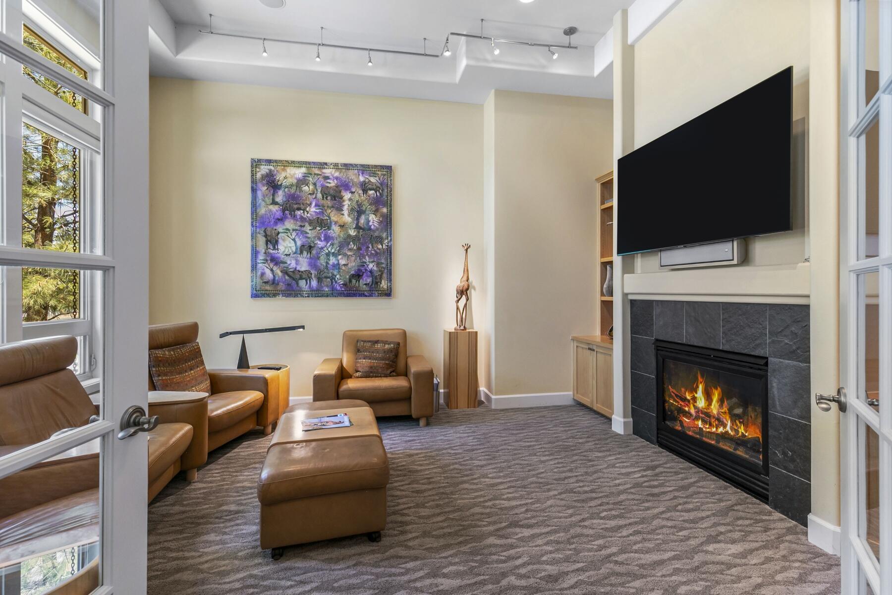 19292 Green lakes Loop