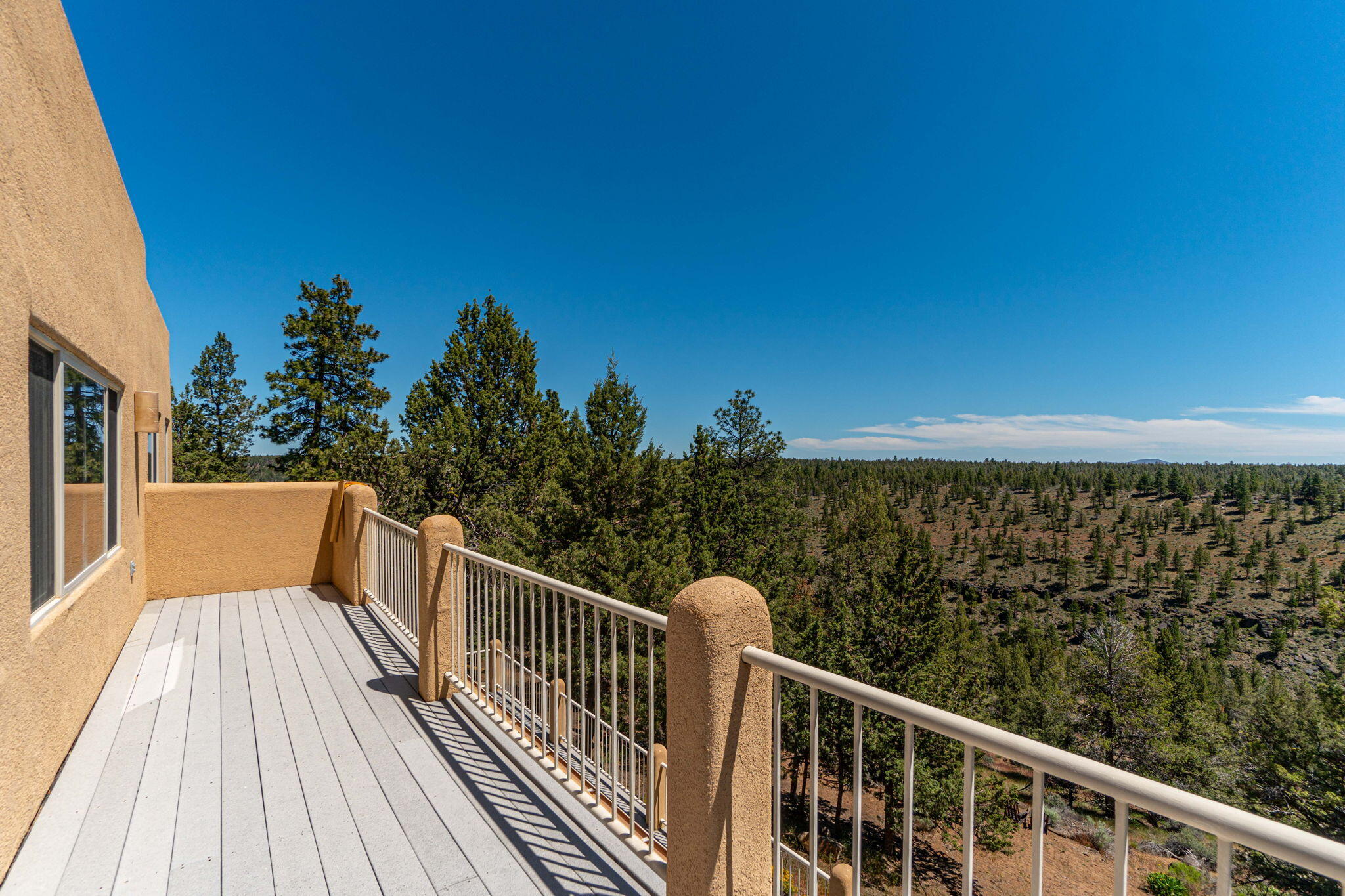 17625 Mountain View Road