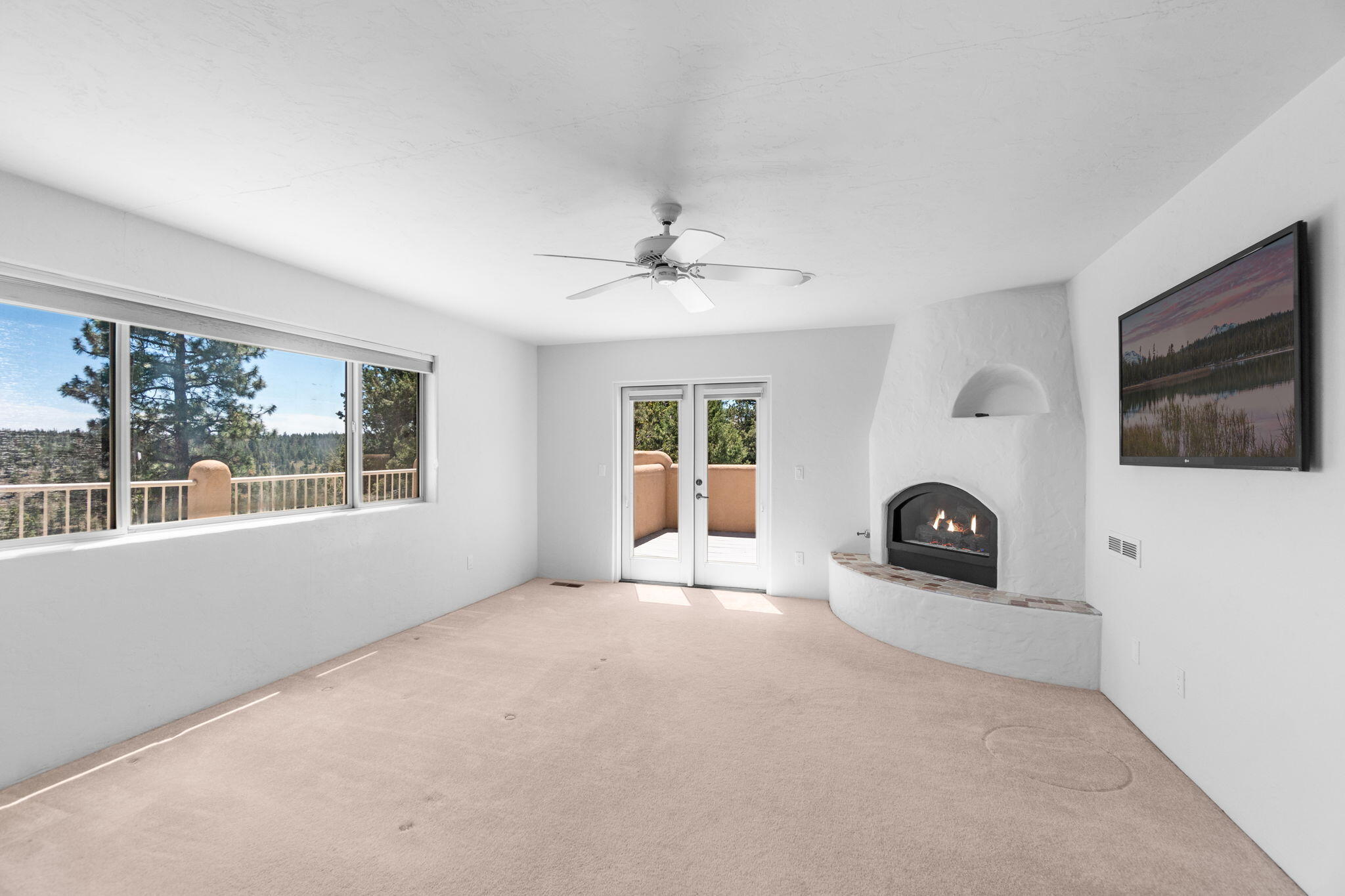 17625 Mountain View Road