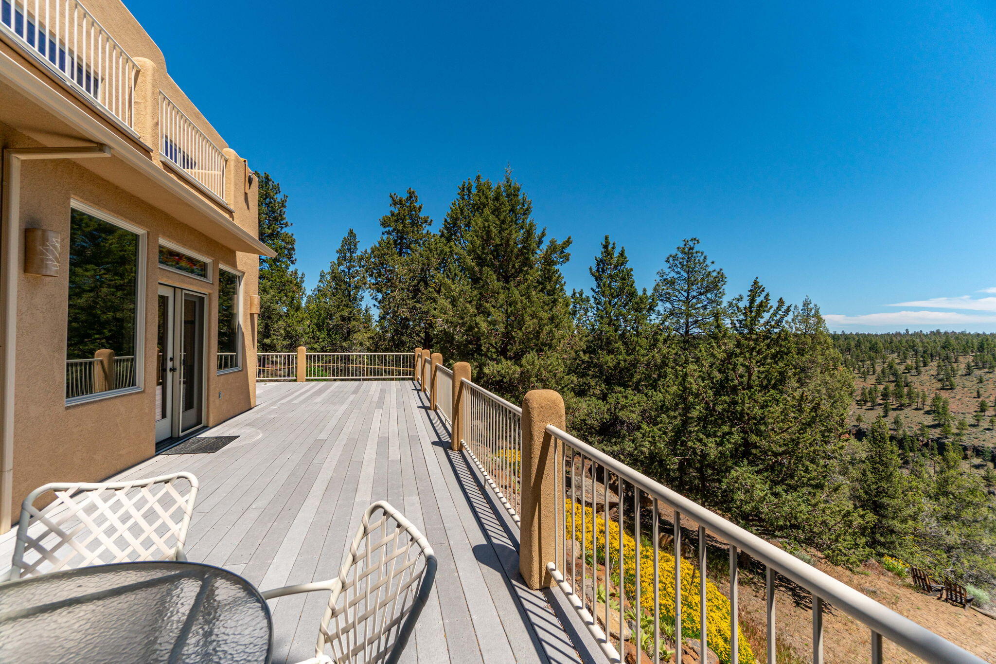 17625 Mountain View Road