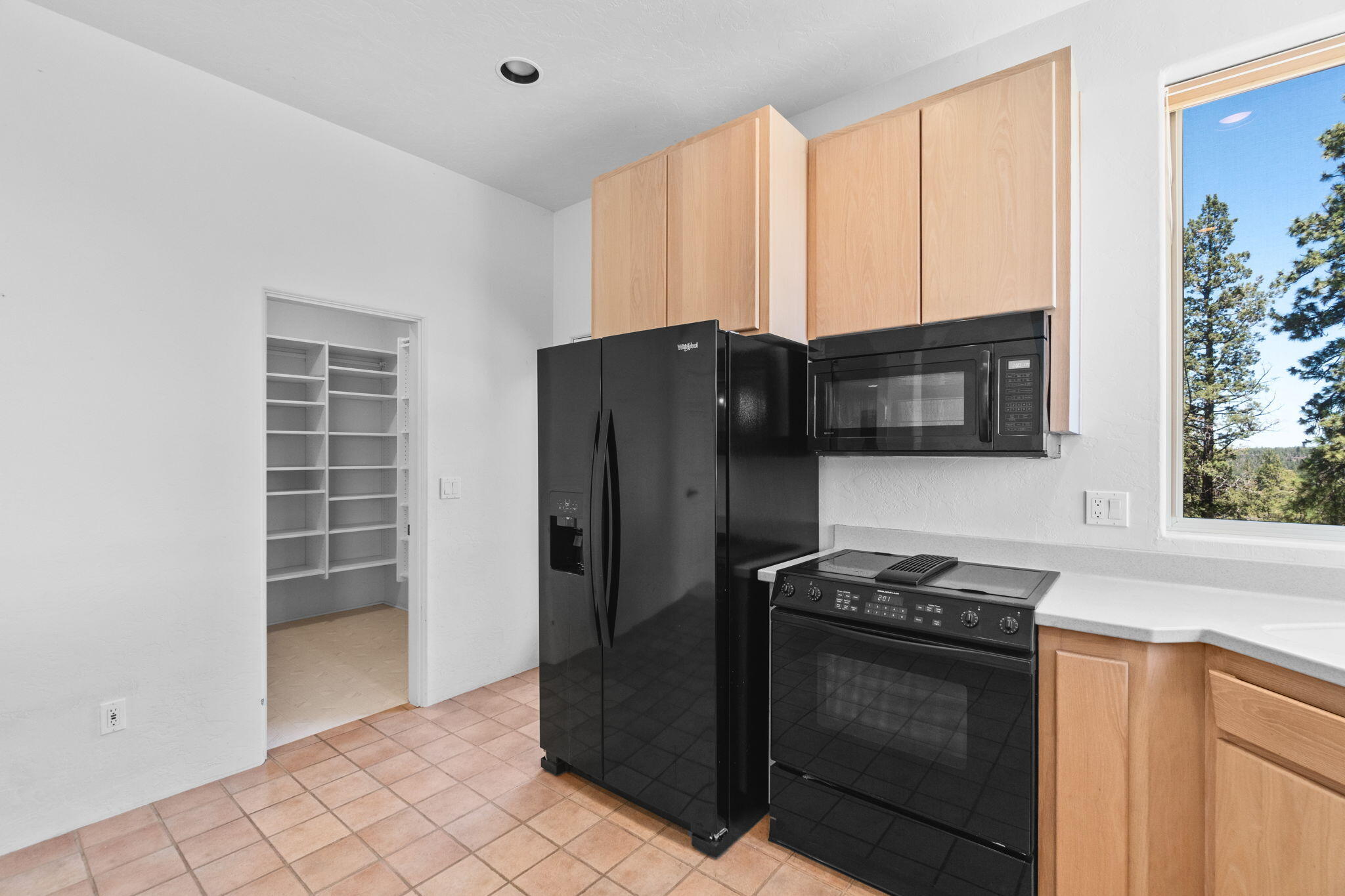 17625 Mountain View Road