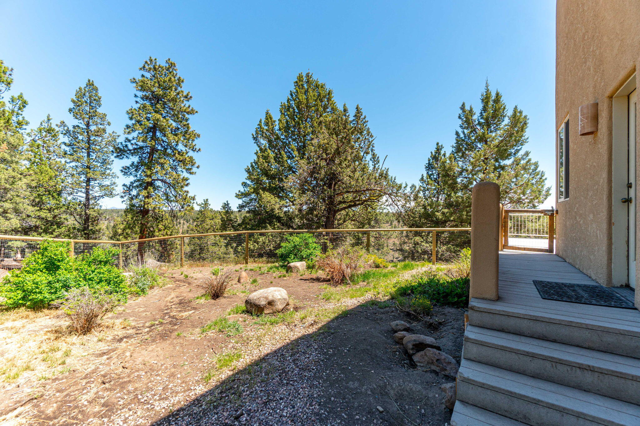 17625 Mountain View Road