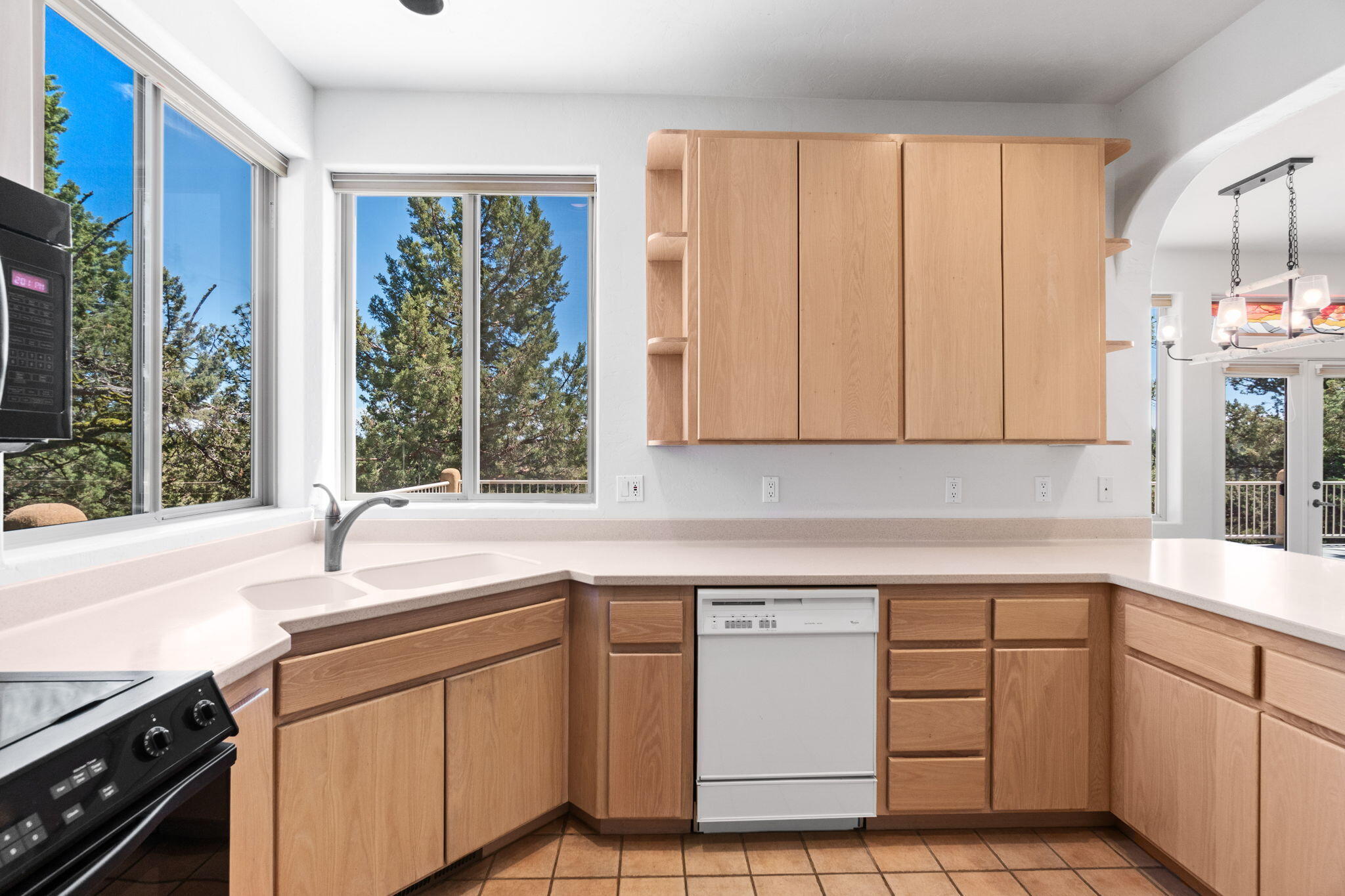 17625 Mountain View Road