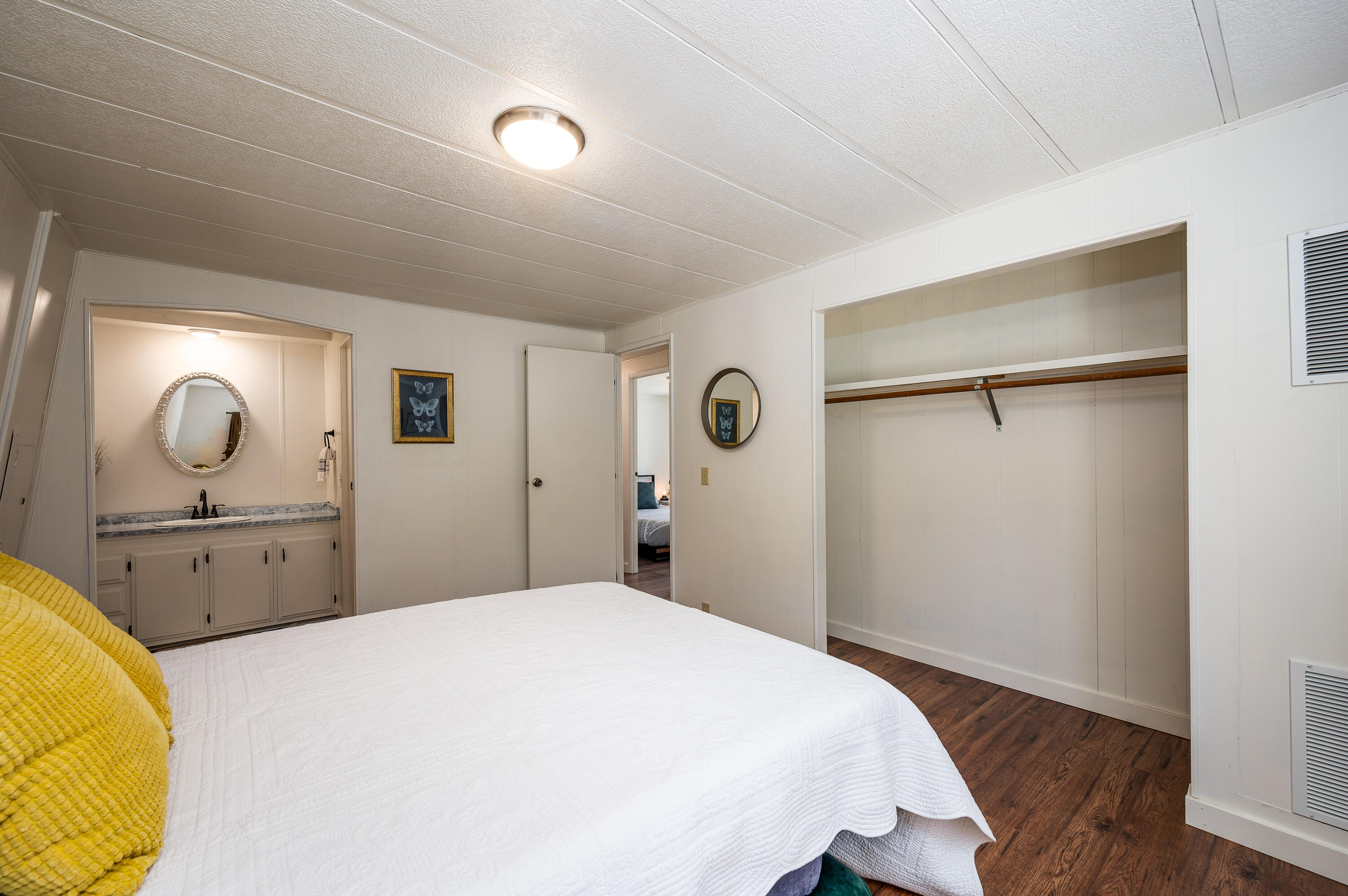 53580 Ferndale Court