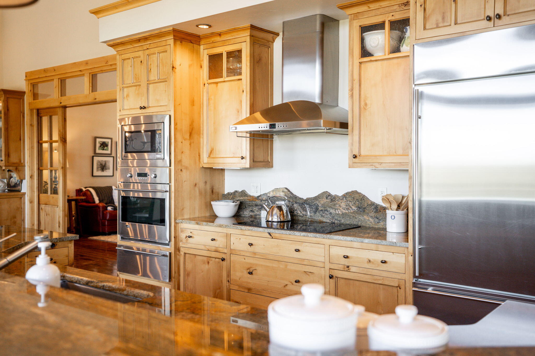 65922 and 65926 Waldron Trail