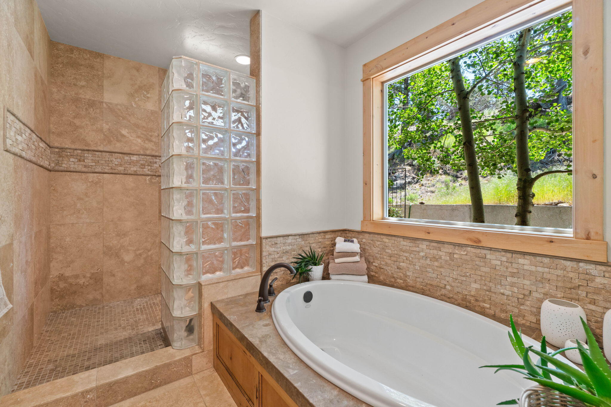 65922 and 65926 Waldron Trail