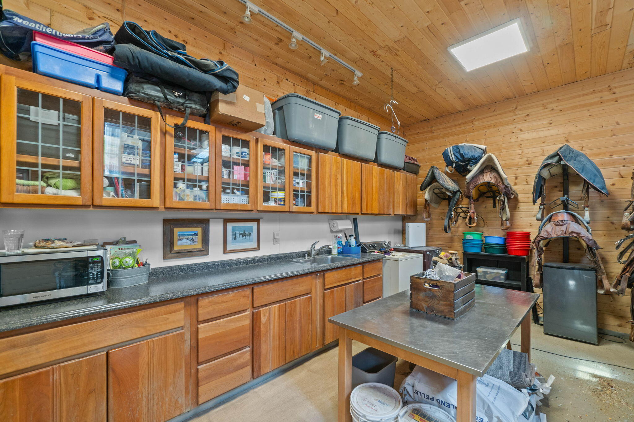 65922 and 65926 Waldron Trail