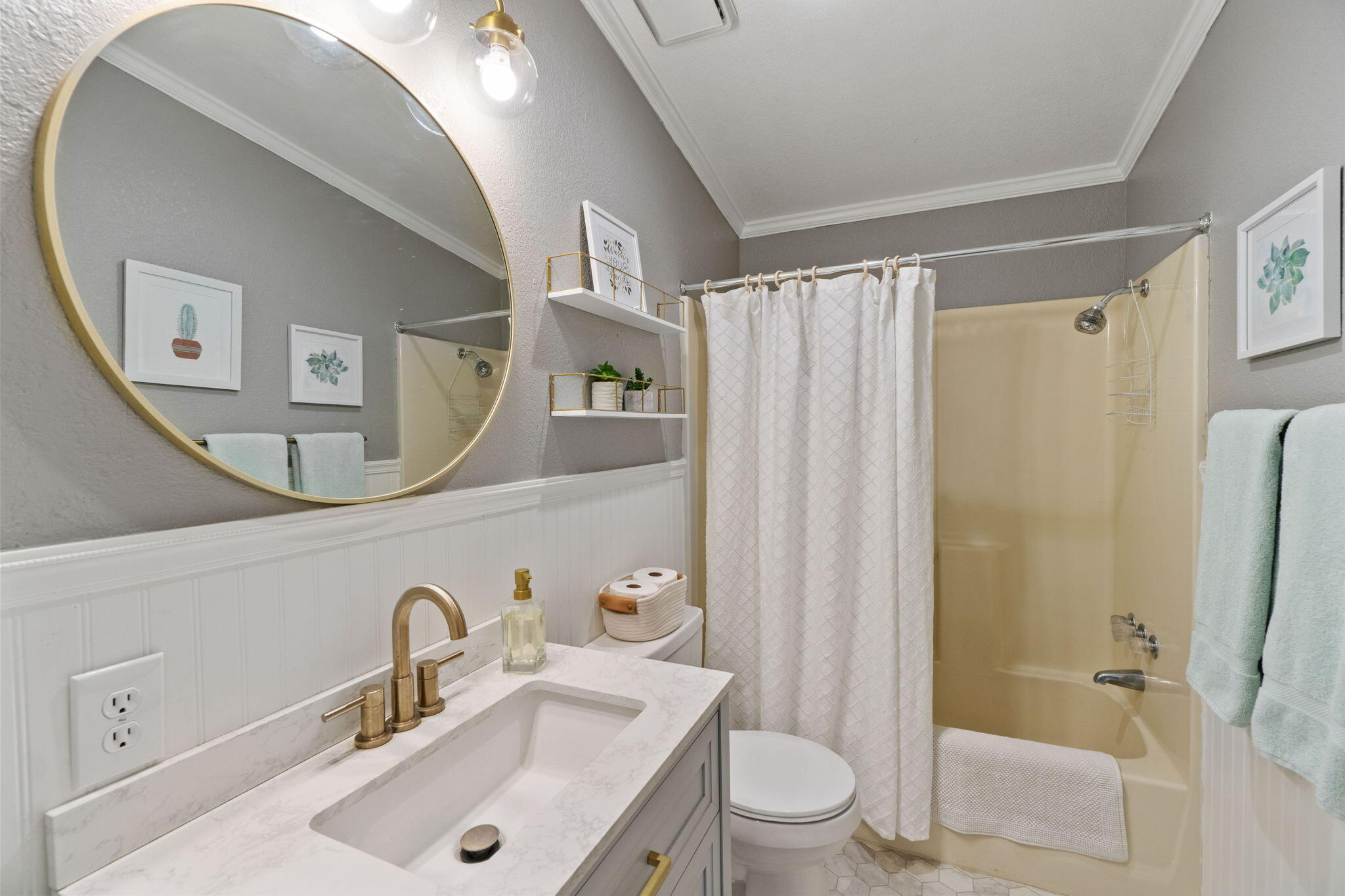 65922 and 65926 Waldron Trail