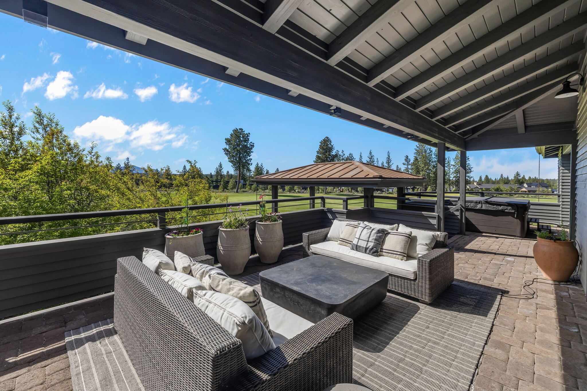 19239 Green Lakes Loop