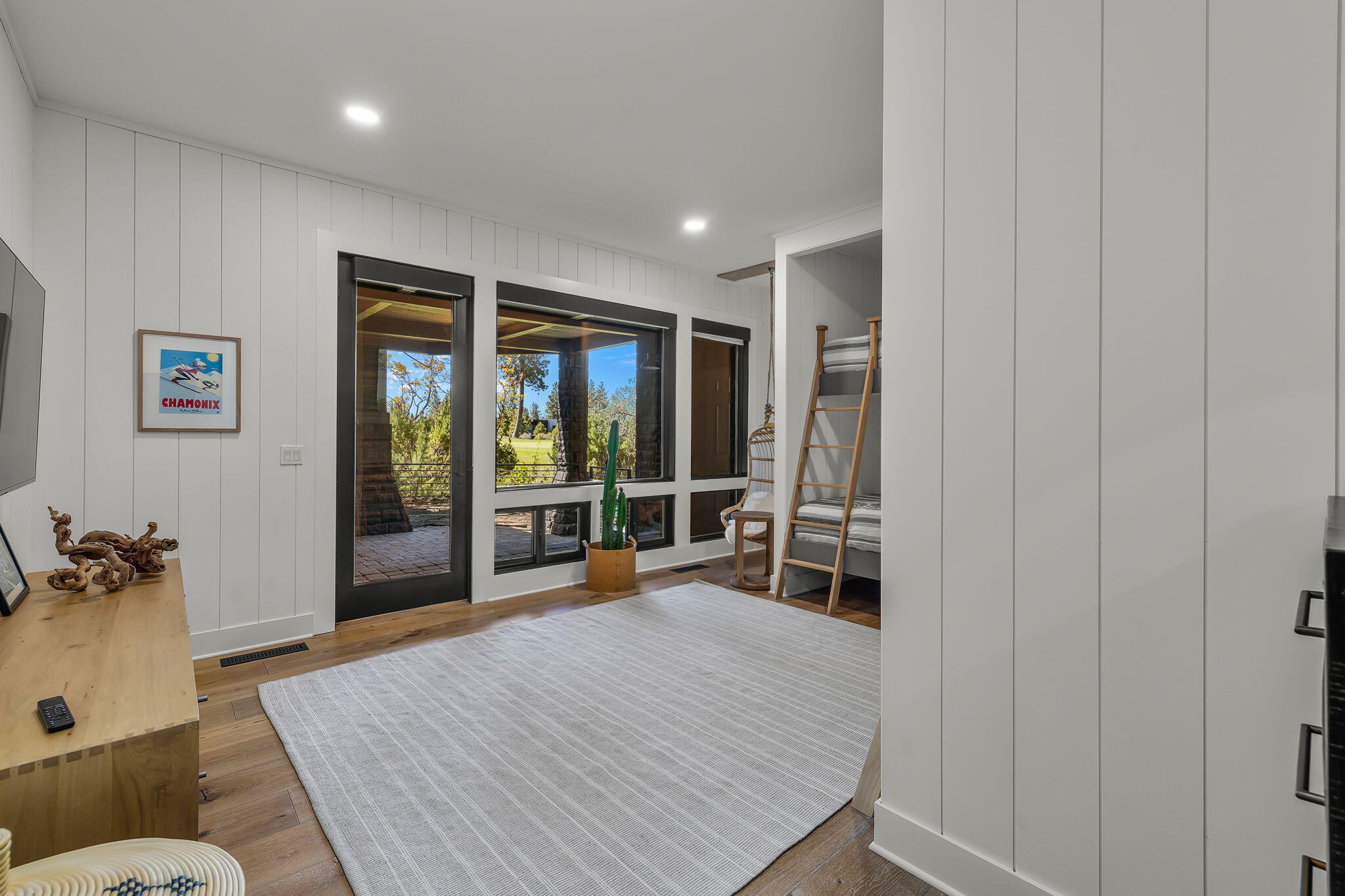 19239 Green Lakes Loop