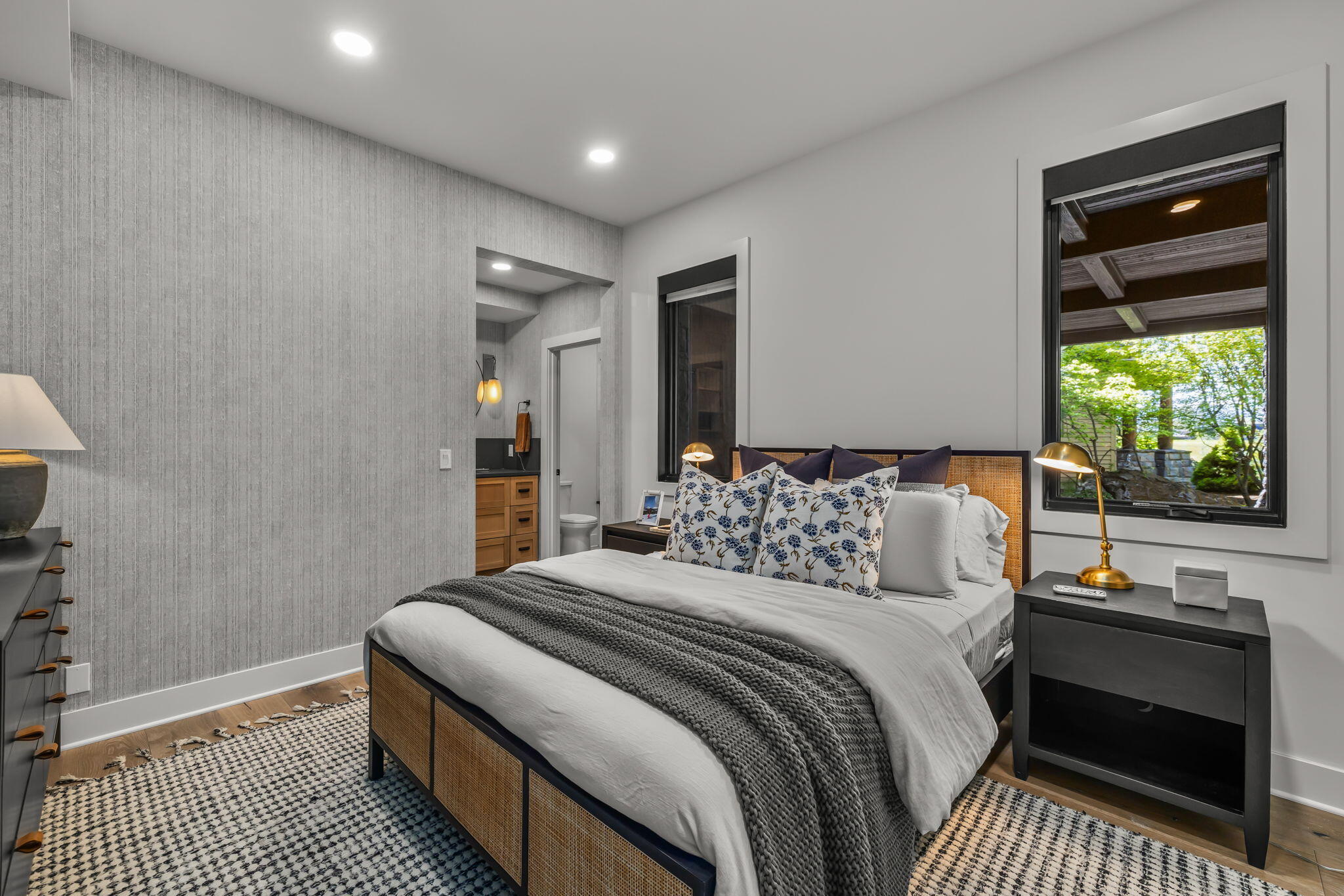 19239 Green Lakes Loop