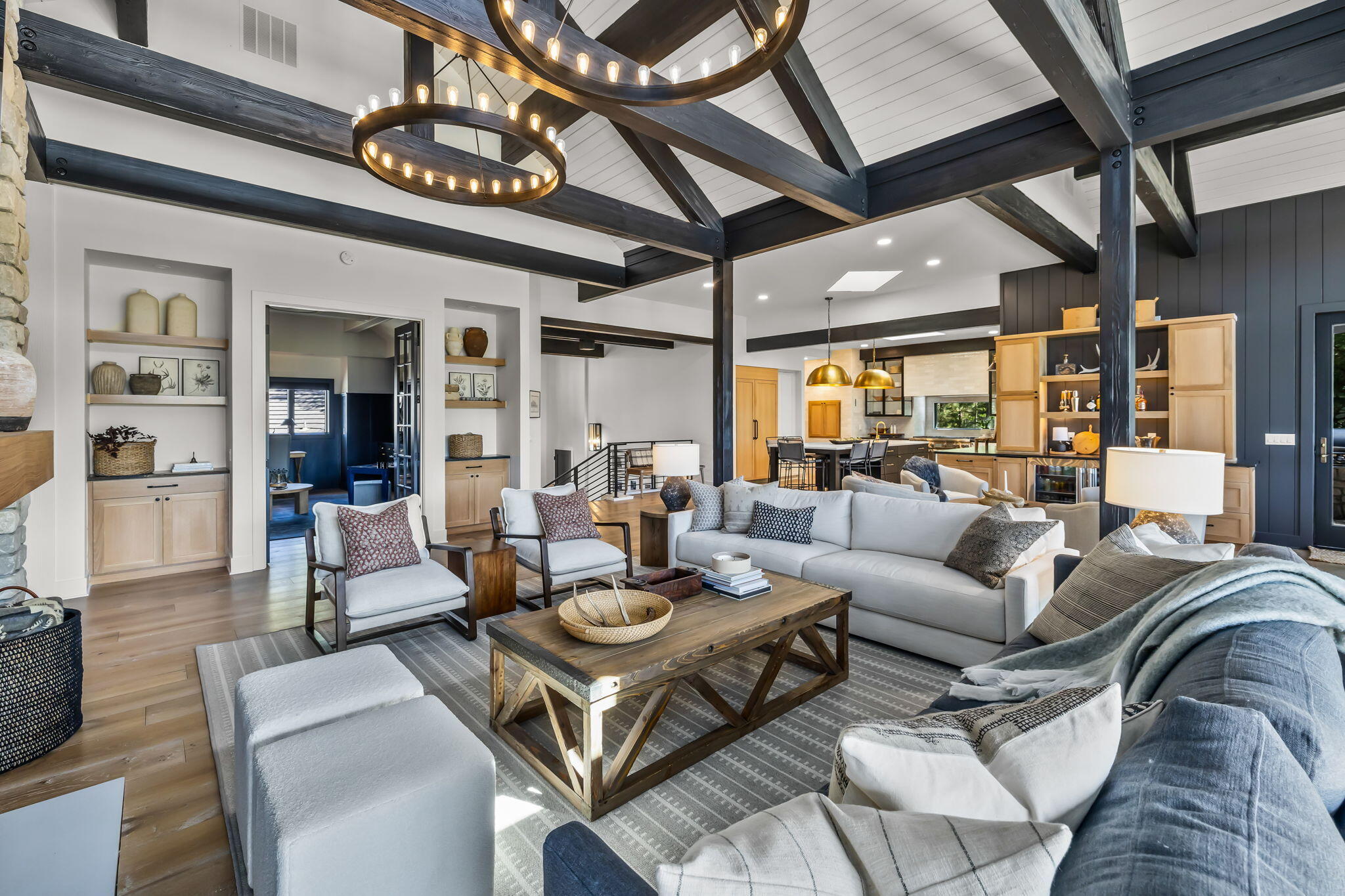 19239 Green Lakes Loop