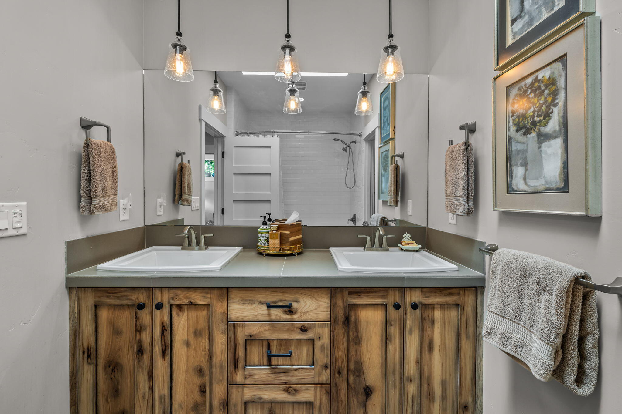 1875 NW Hartford Avenue