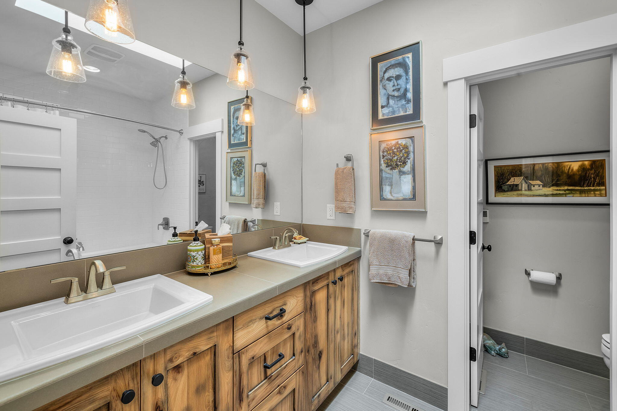 1875 NW Hartford Avenue