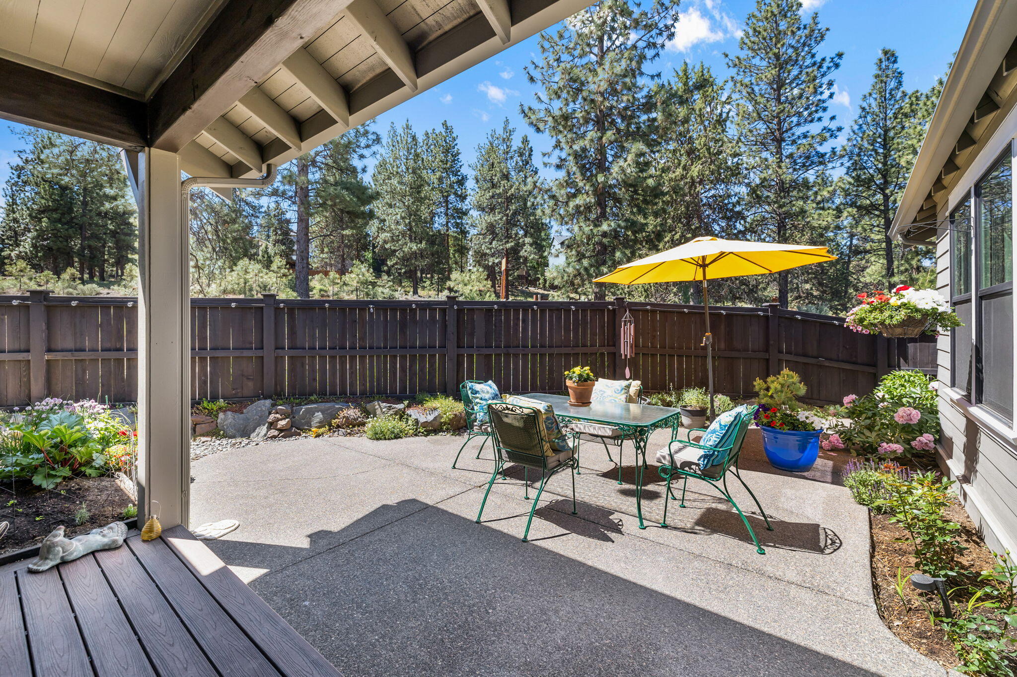 1875 NW Hartford Avenue