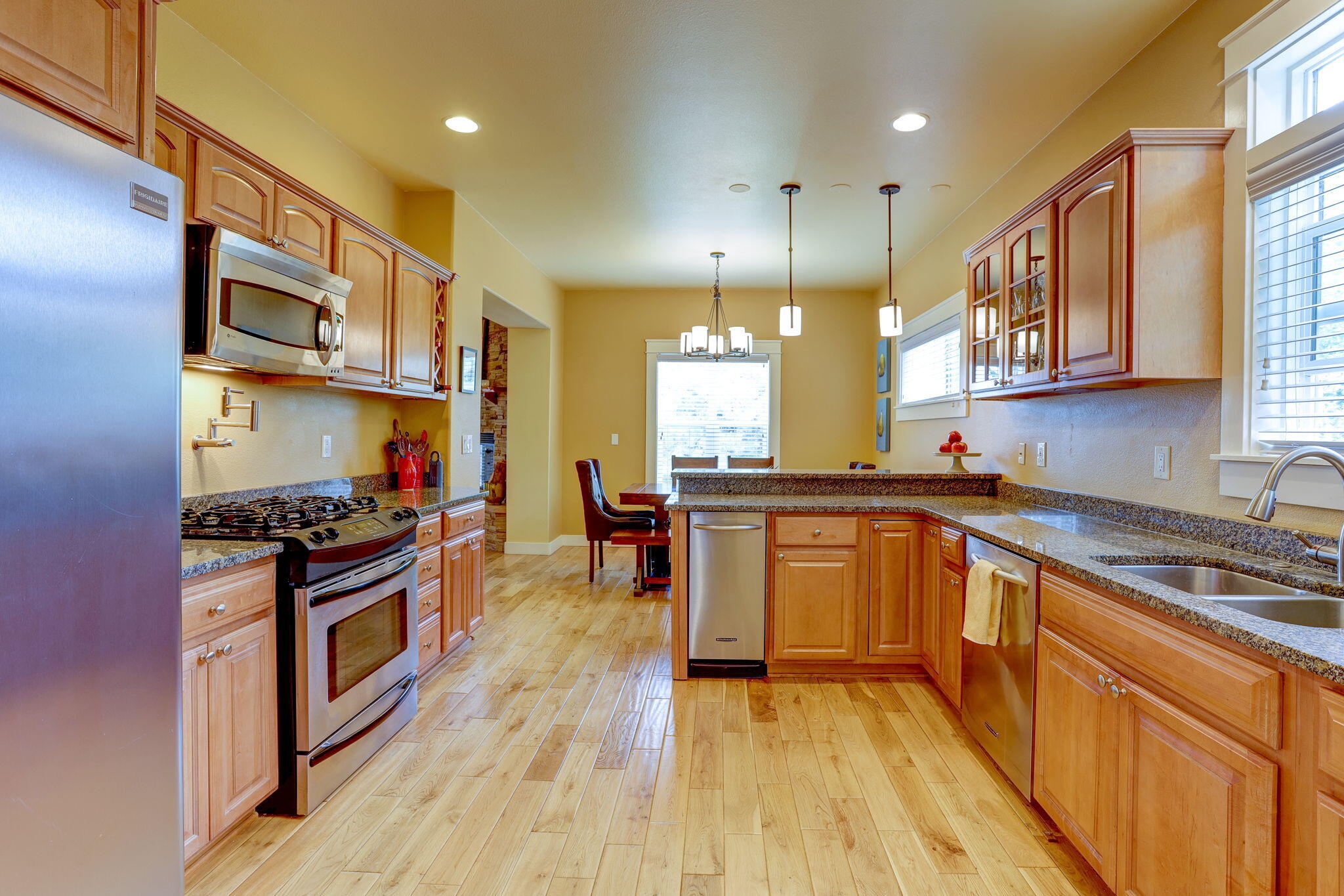 1850 NE Berg Way, Bend