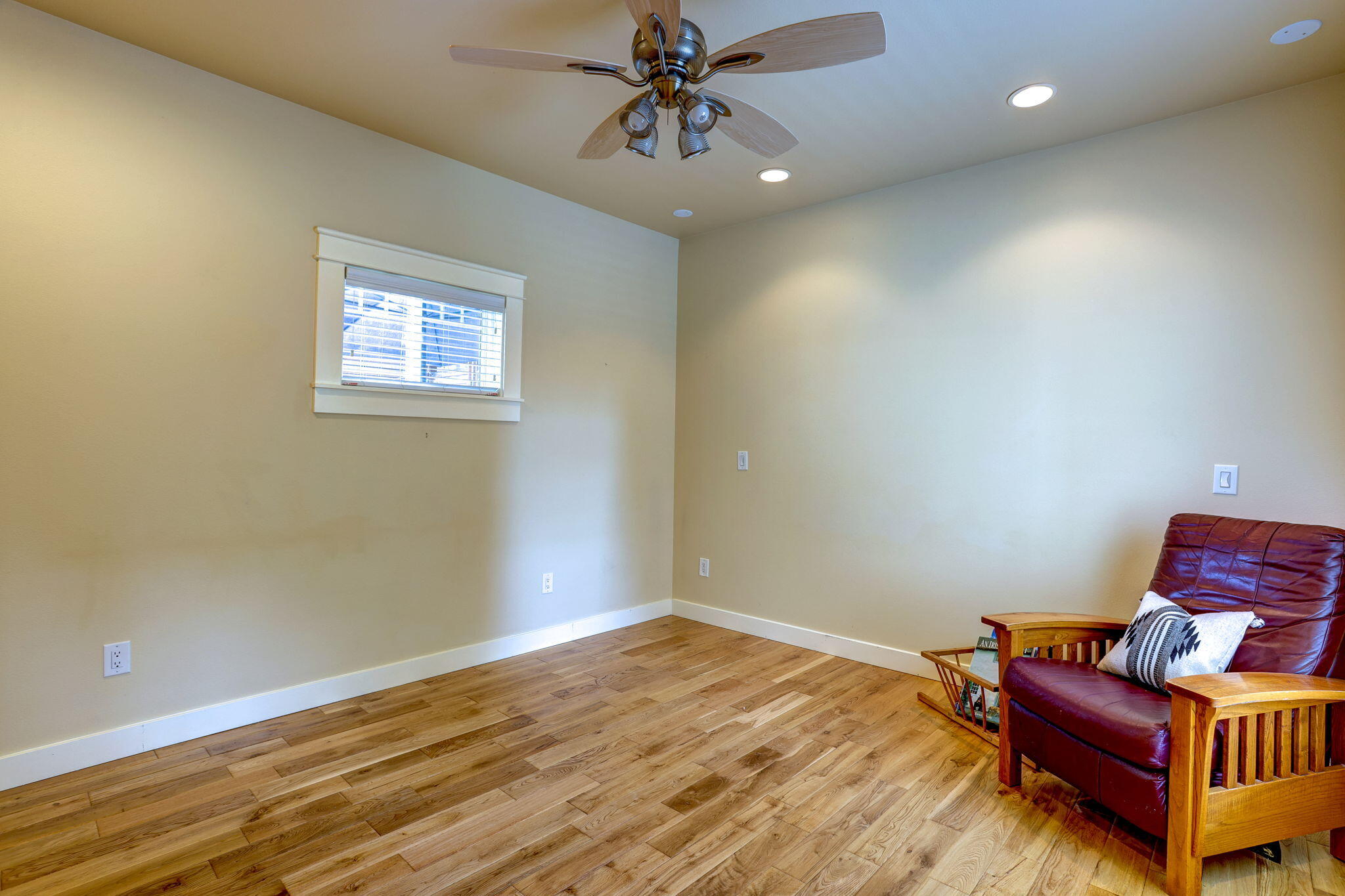 1850 NE Berg Way, Bend