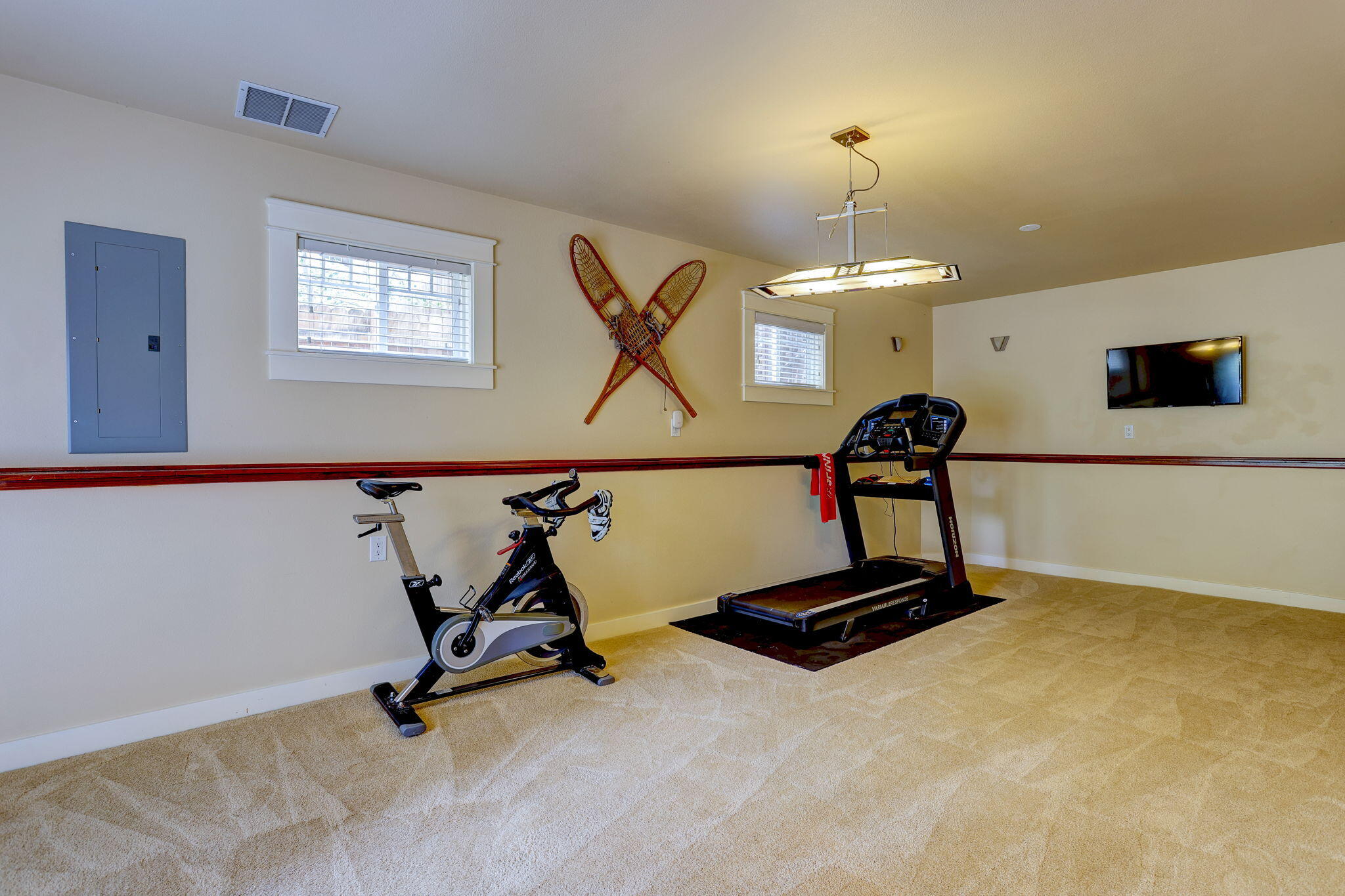 1850 NE Berg Way, Bend