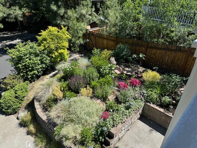 1850 NE Berg Way, Bend