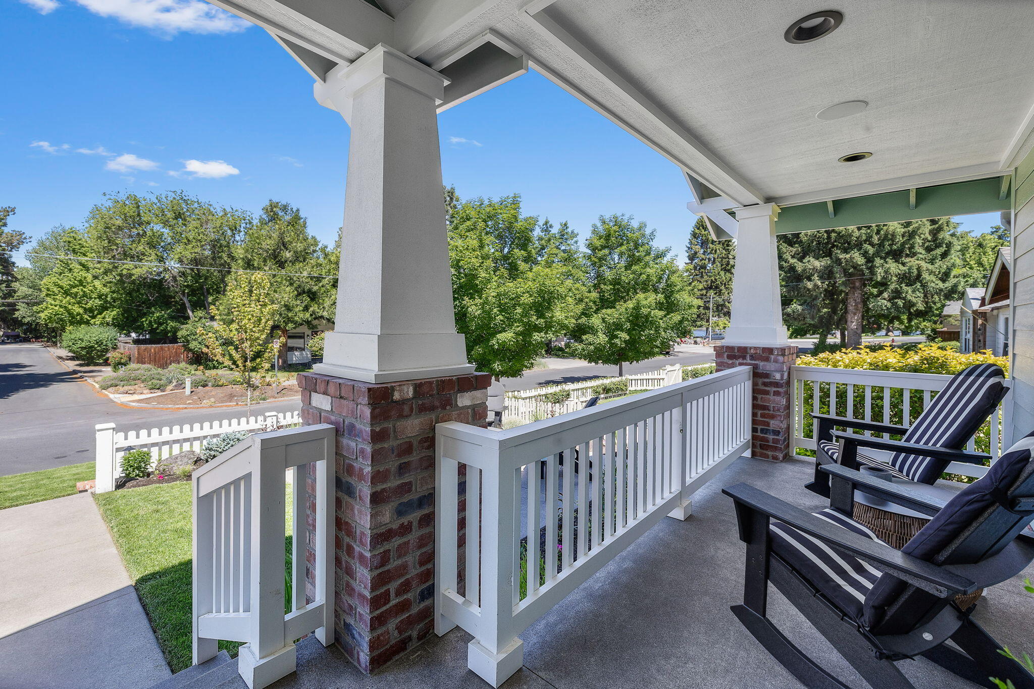 434 NW Riverside Boulevard