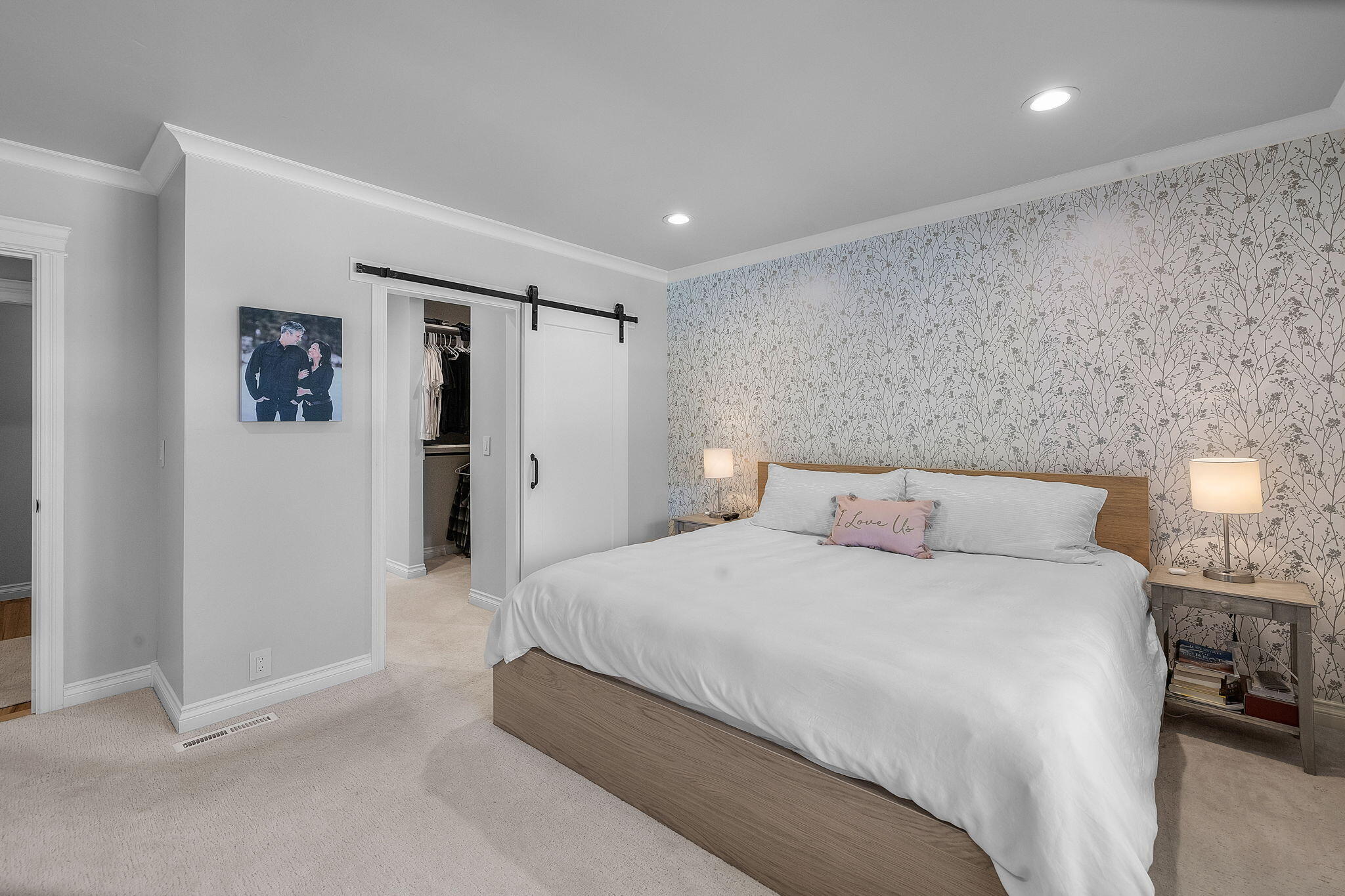 434 NW Riverside Boulevard