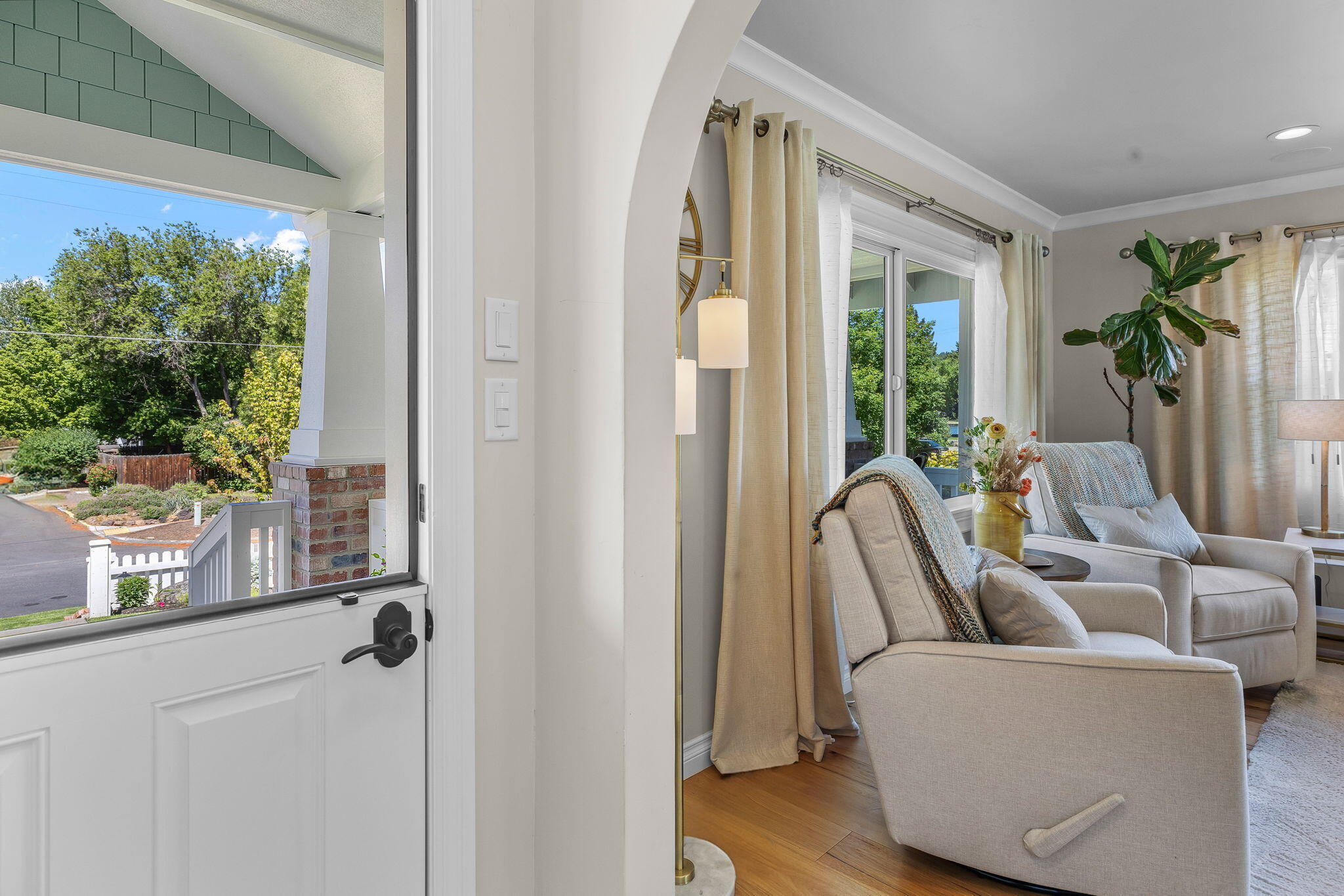 434 NW Riverside Boulevard