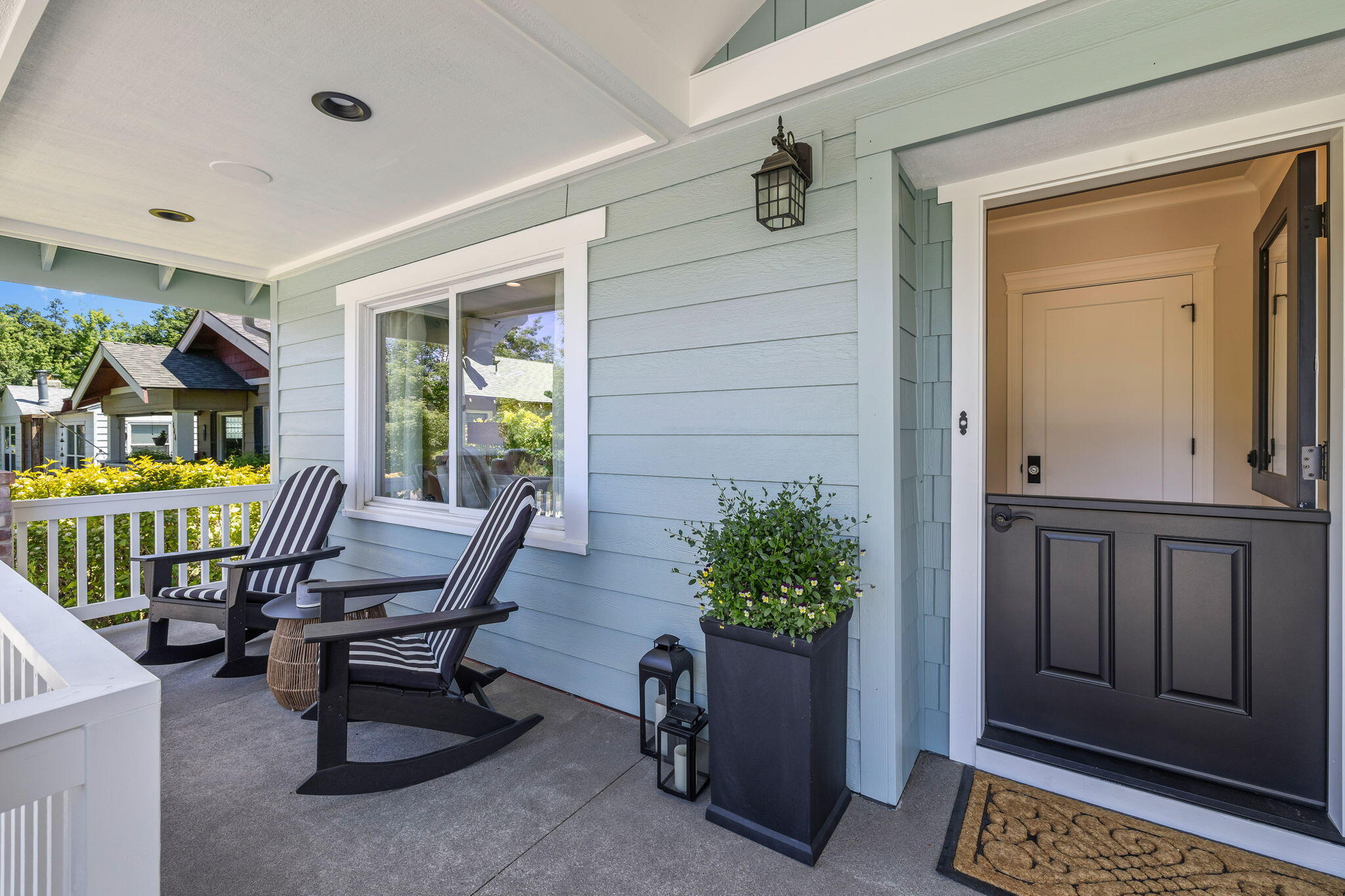 434 NW Riverside Boulevard