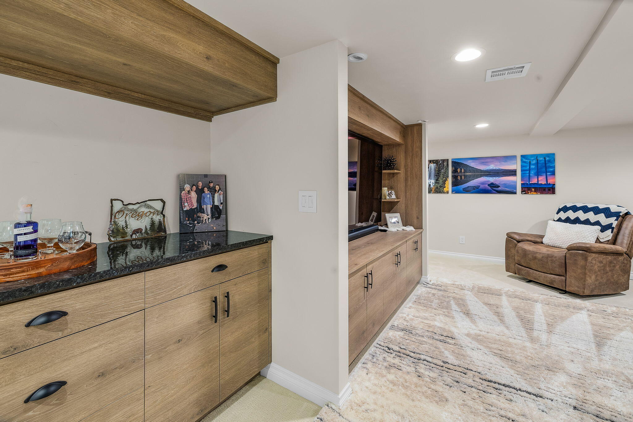 434 NW Riverside Boulevard