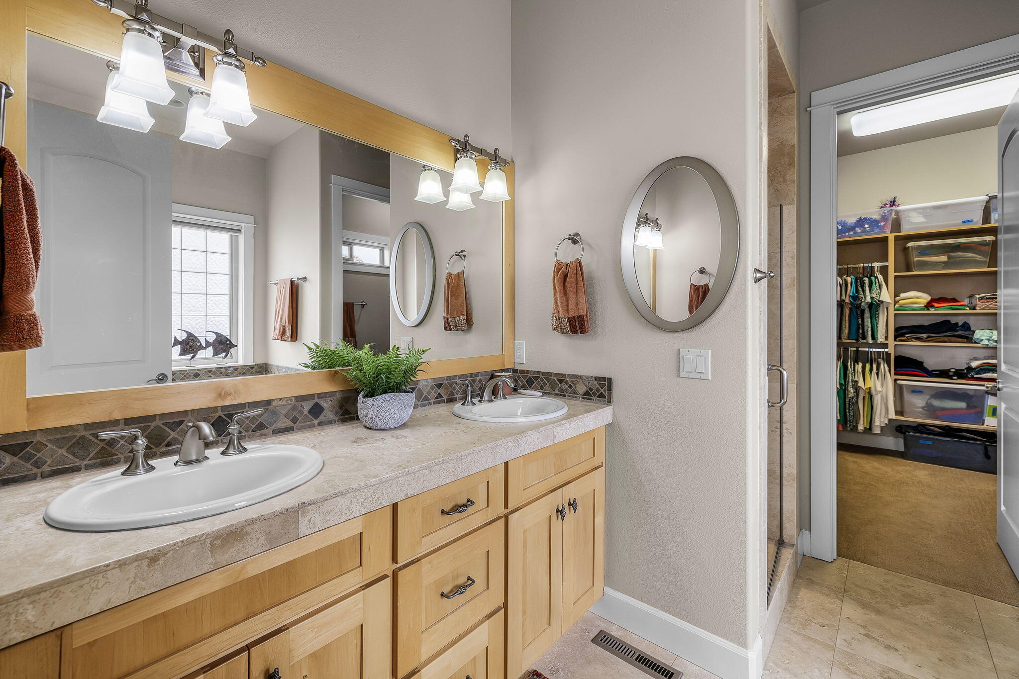 61879 Fall Creek Loop