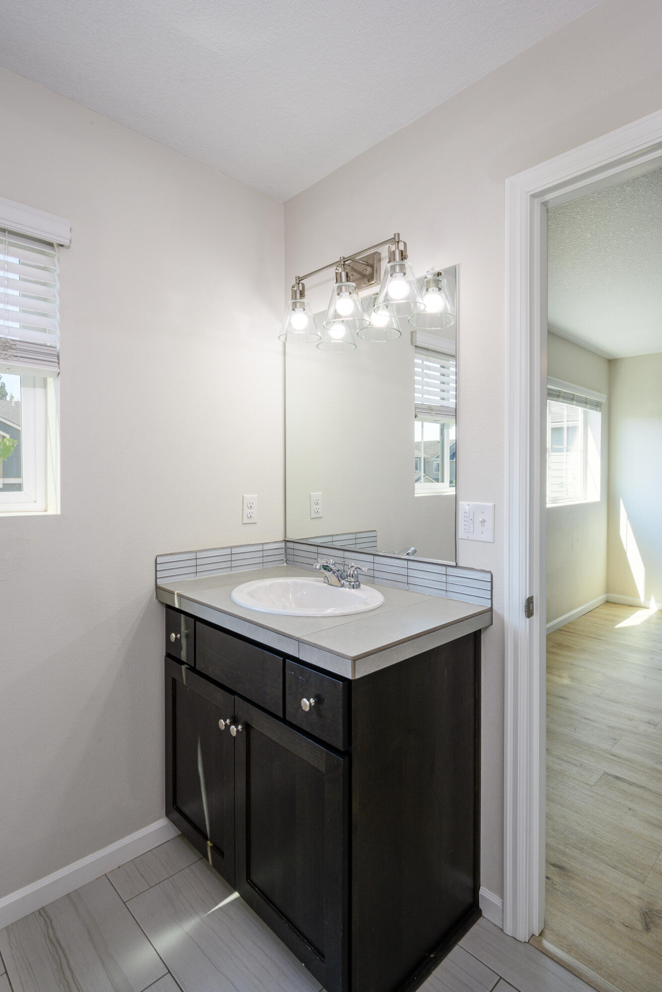 20562 SE Cameron Avenue