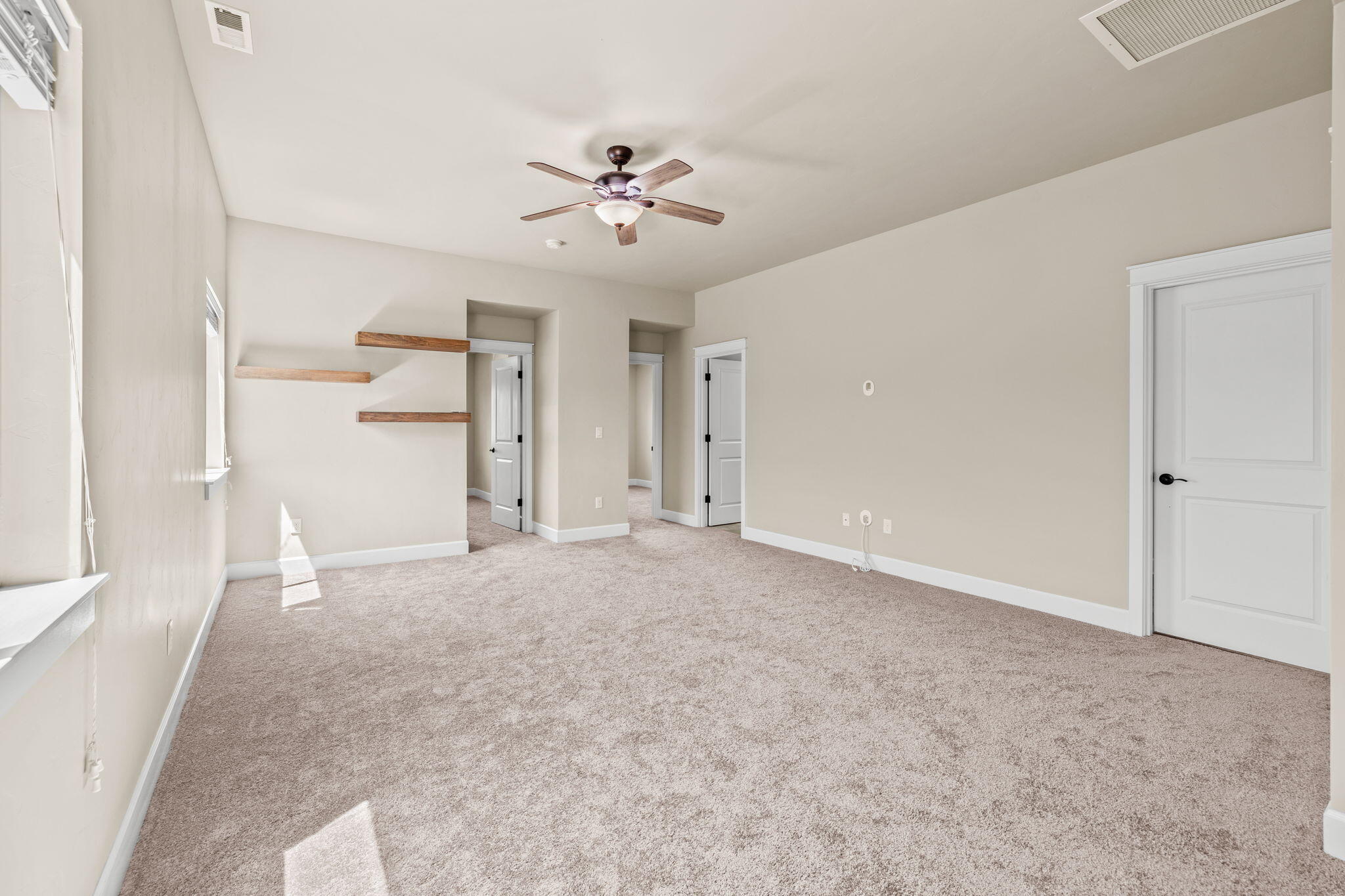 3807 NE Purcell Boulevard