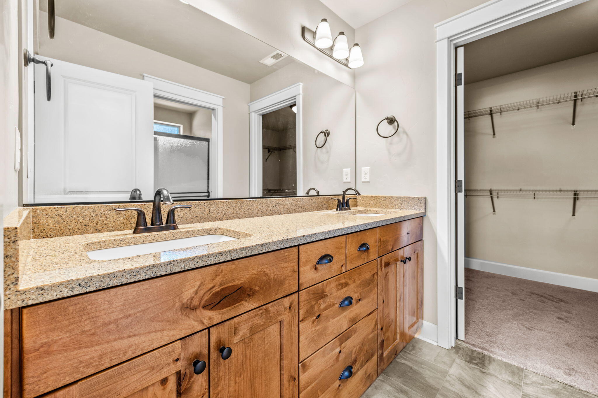 3807 NE Purcell Boulevard